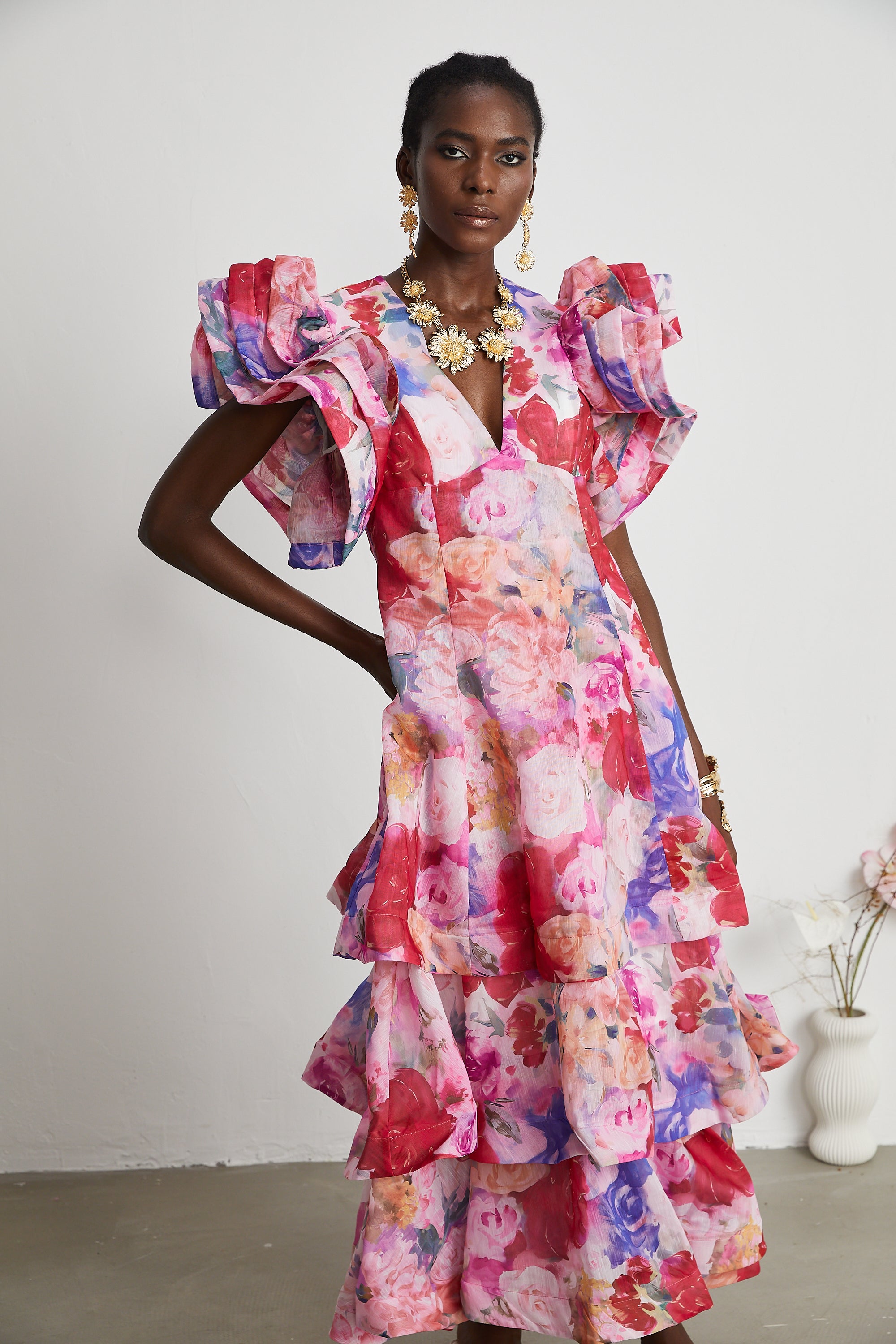 Élodie floral-print ruffled gown