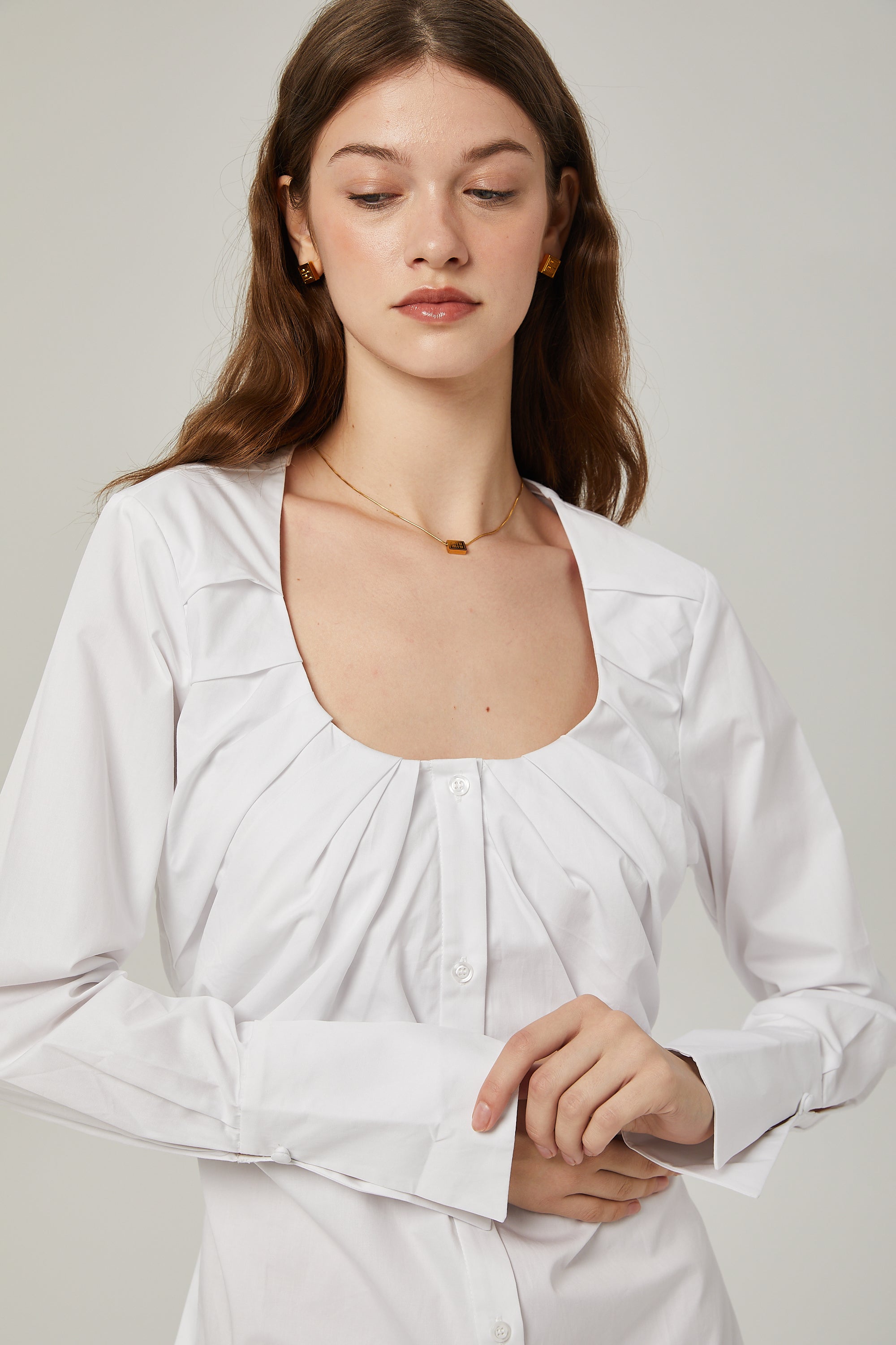 Dina pleat-detail shirt dress