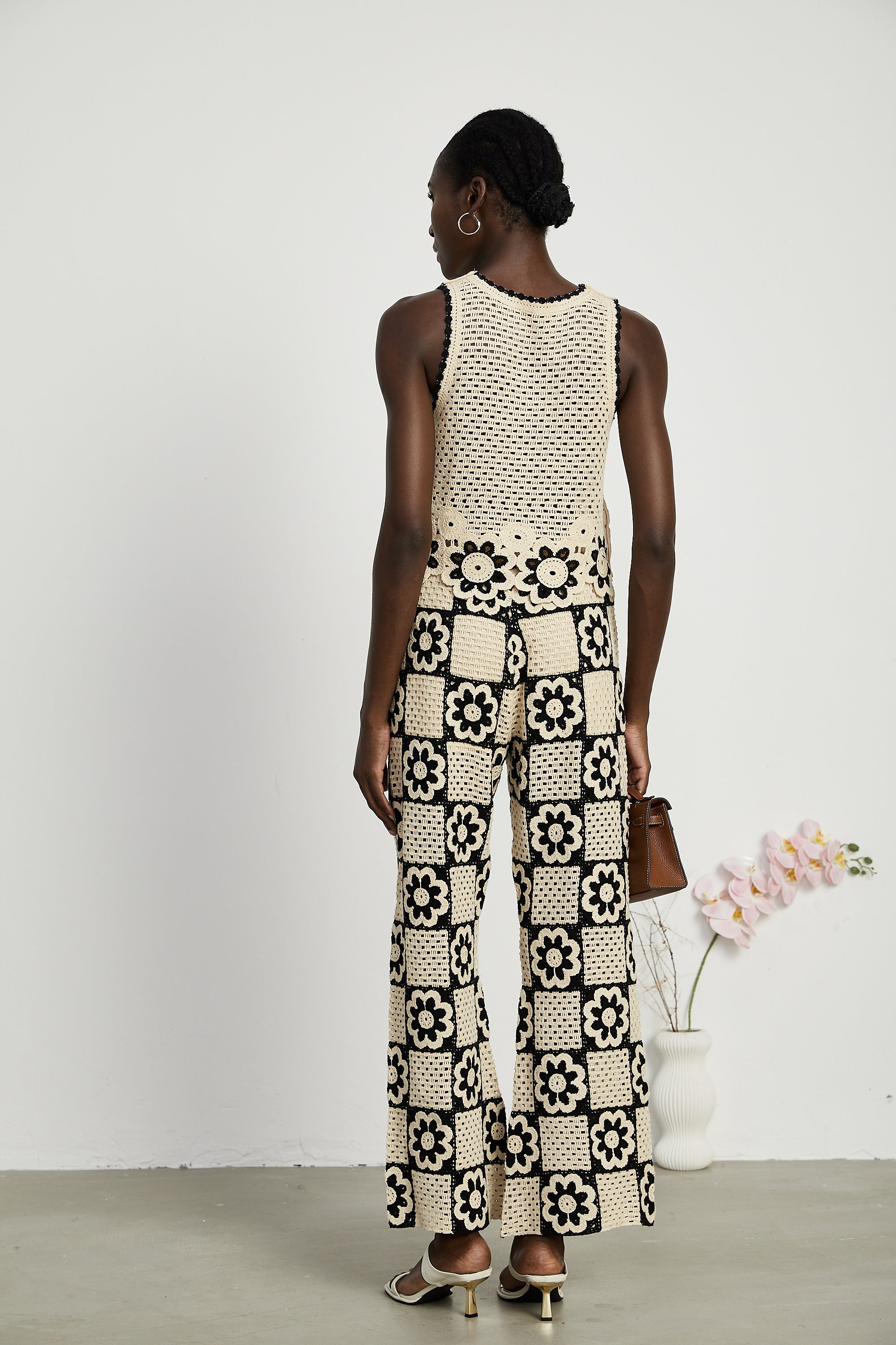 Léna crocheted flower-pattern top & trousers matching set