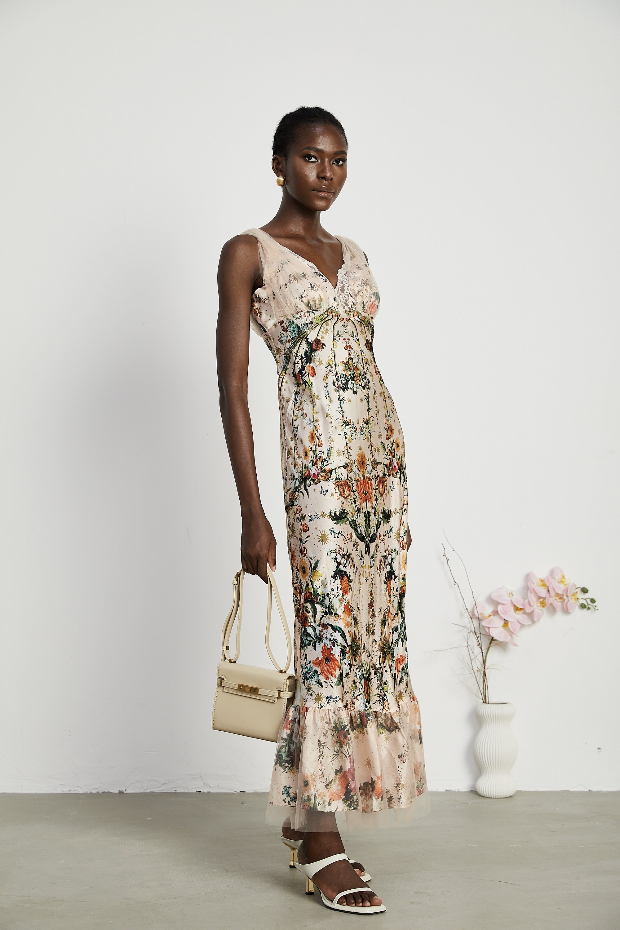 Embellished floral fashion maxi dress