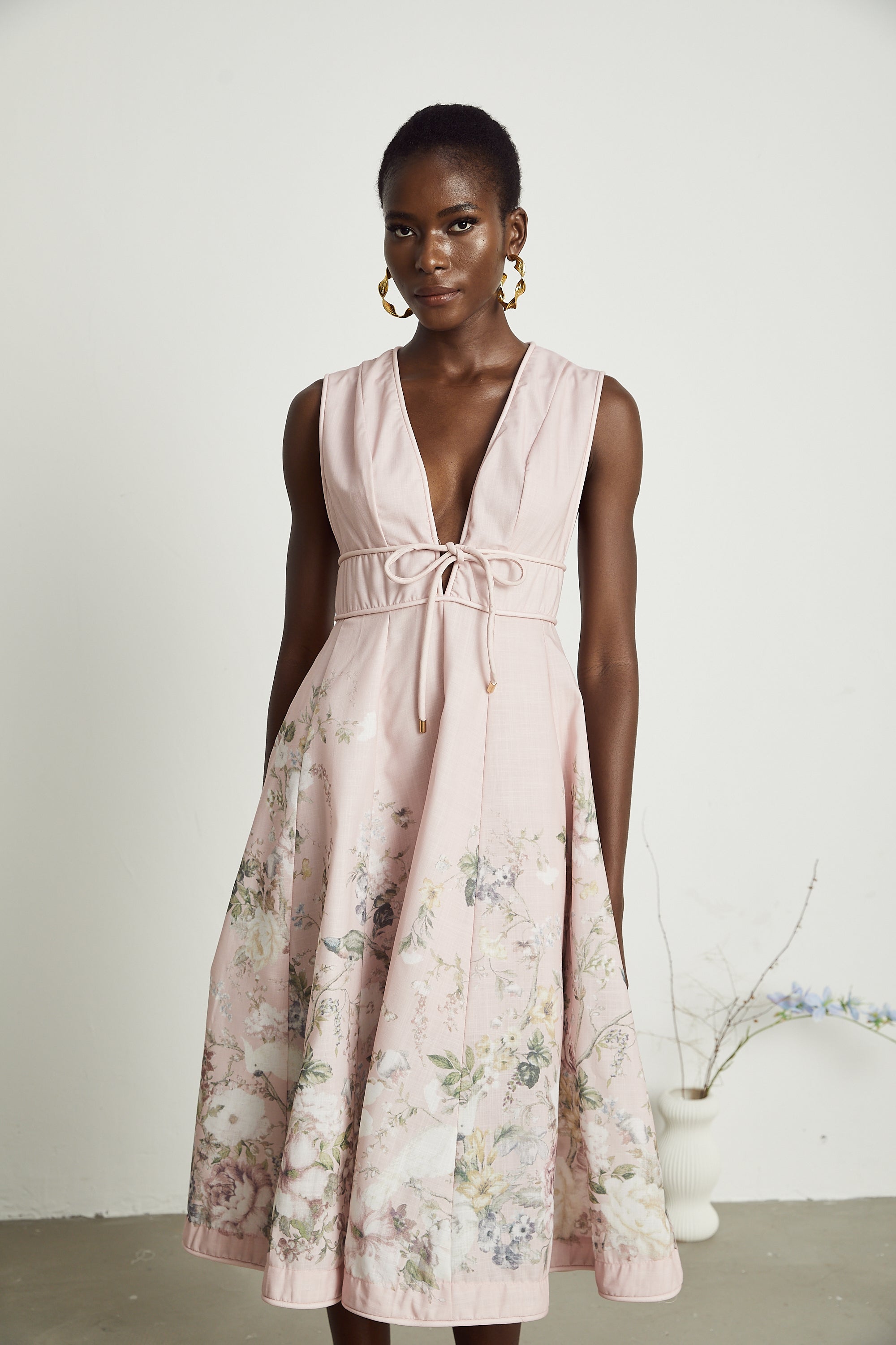 Sonia floral-print sleeveless midi dress in Pink