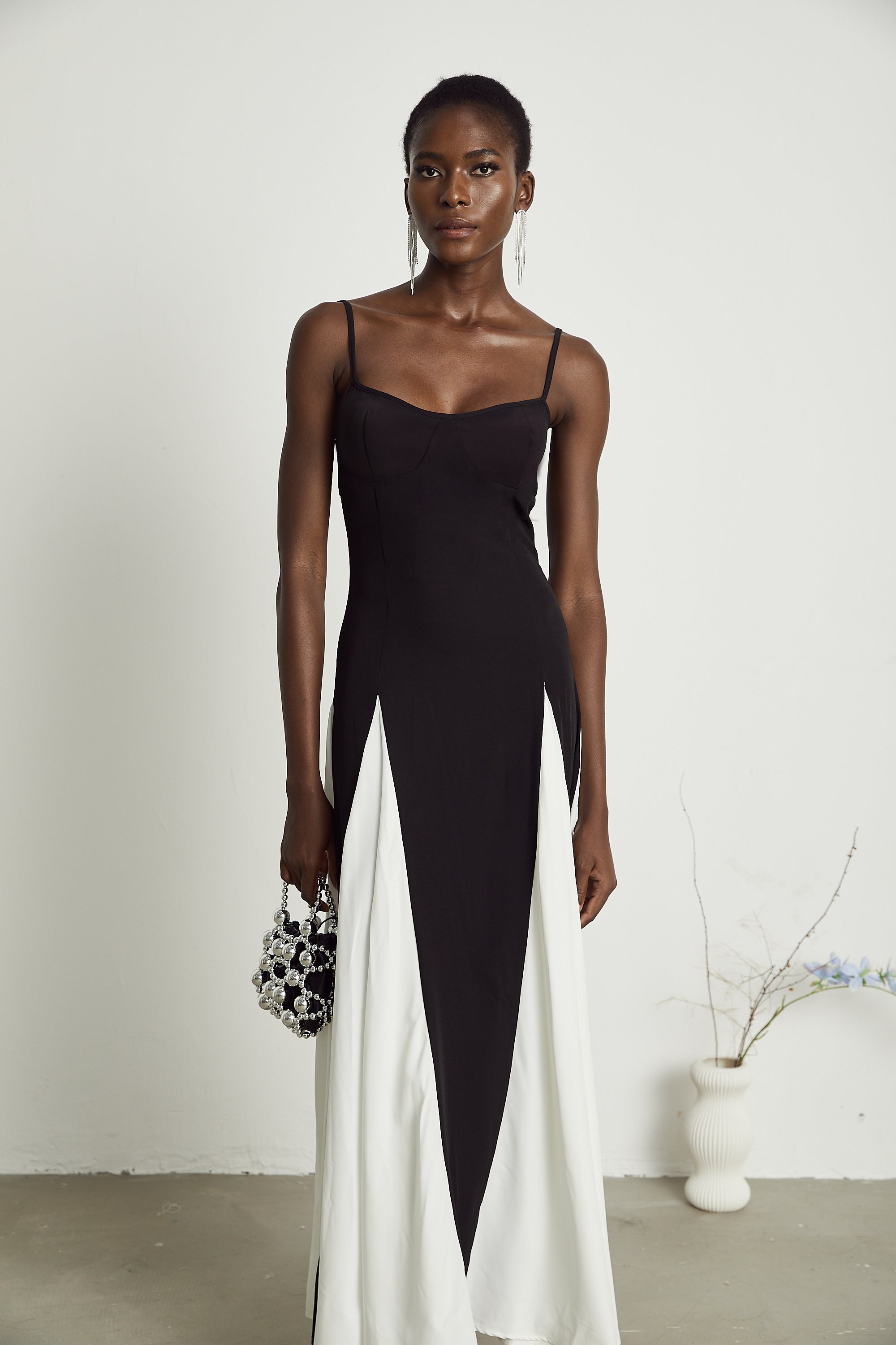 فستان ماكسي مطوي بألوان متباينة من صوفي