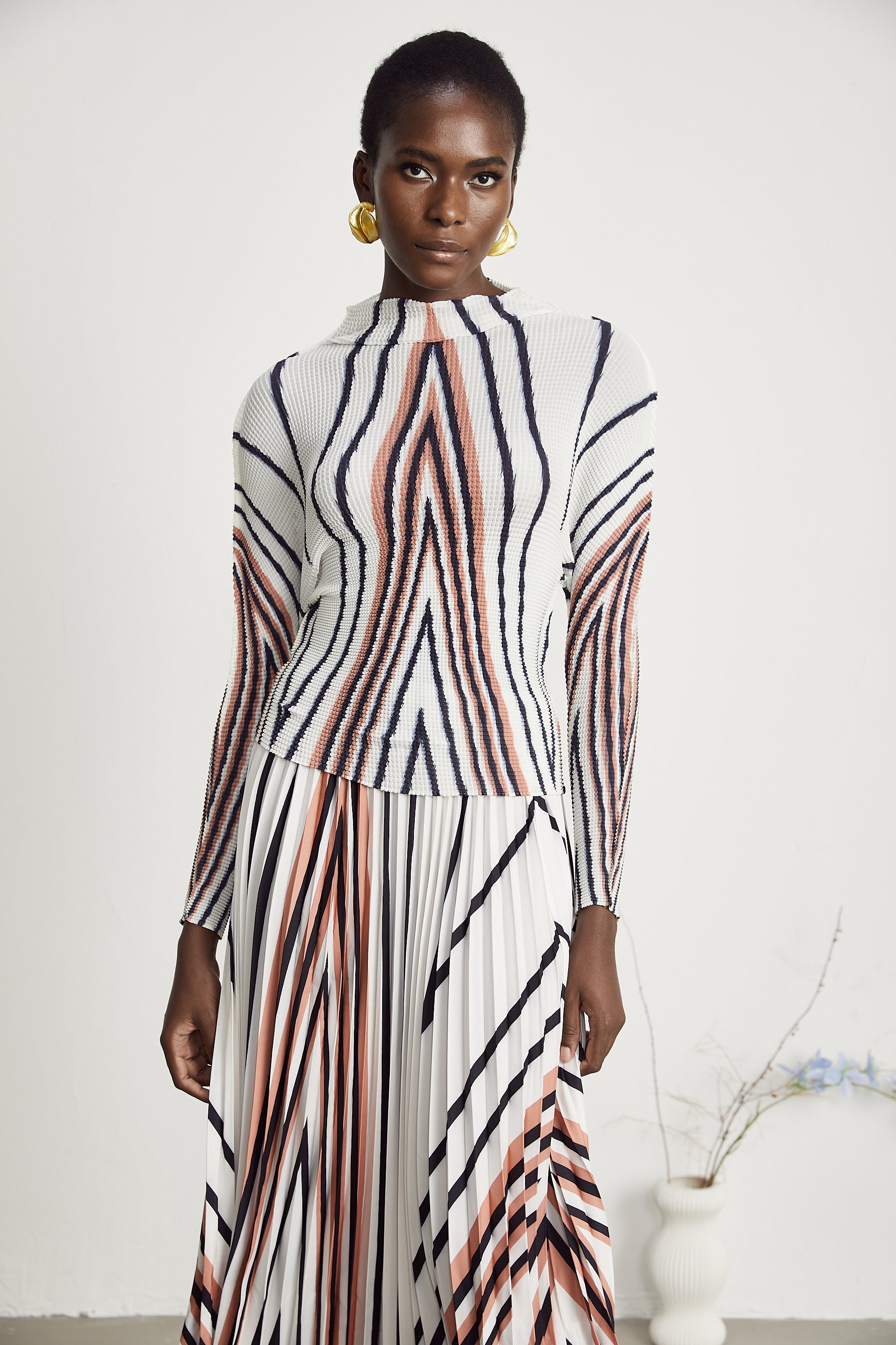 Désirée line-print stretch top & skirt matching set