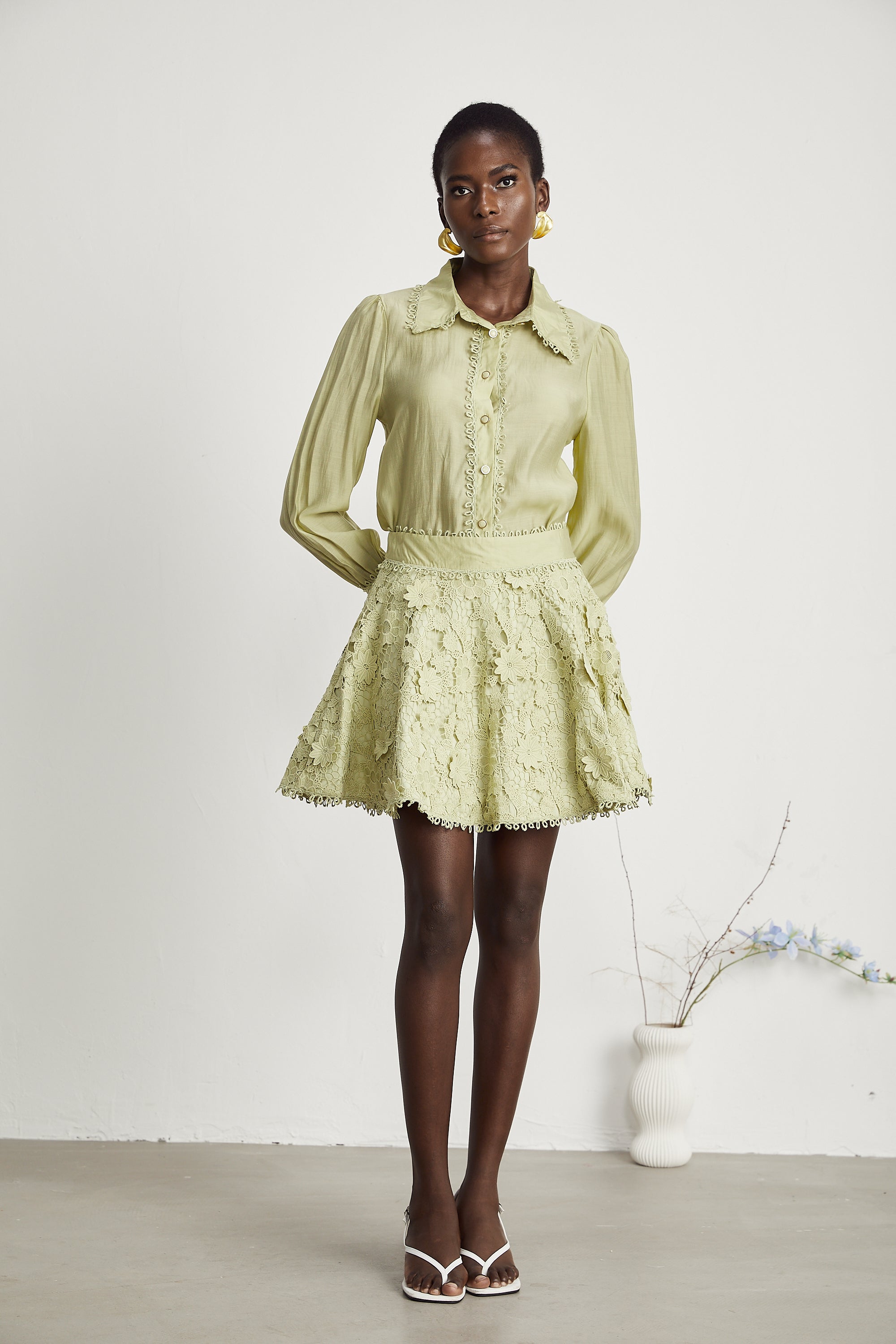 Hélène floral embroidered shirt & skirt matching set