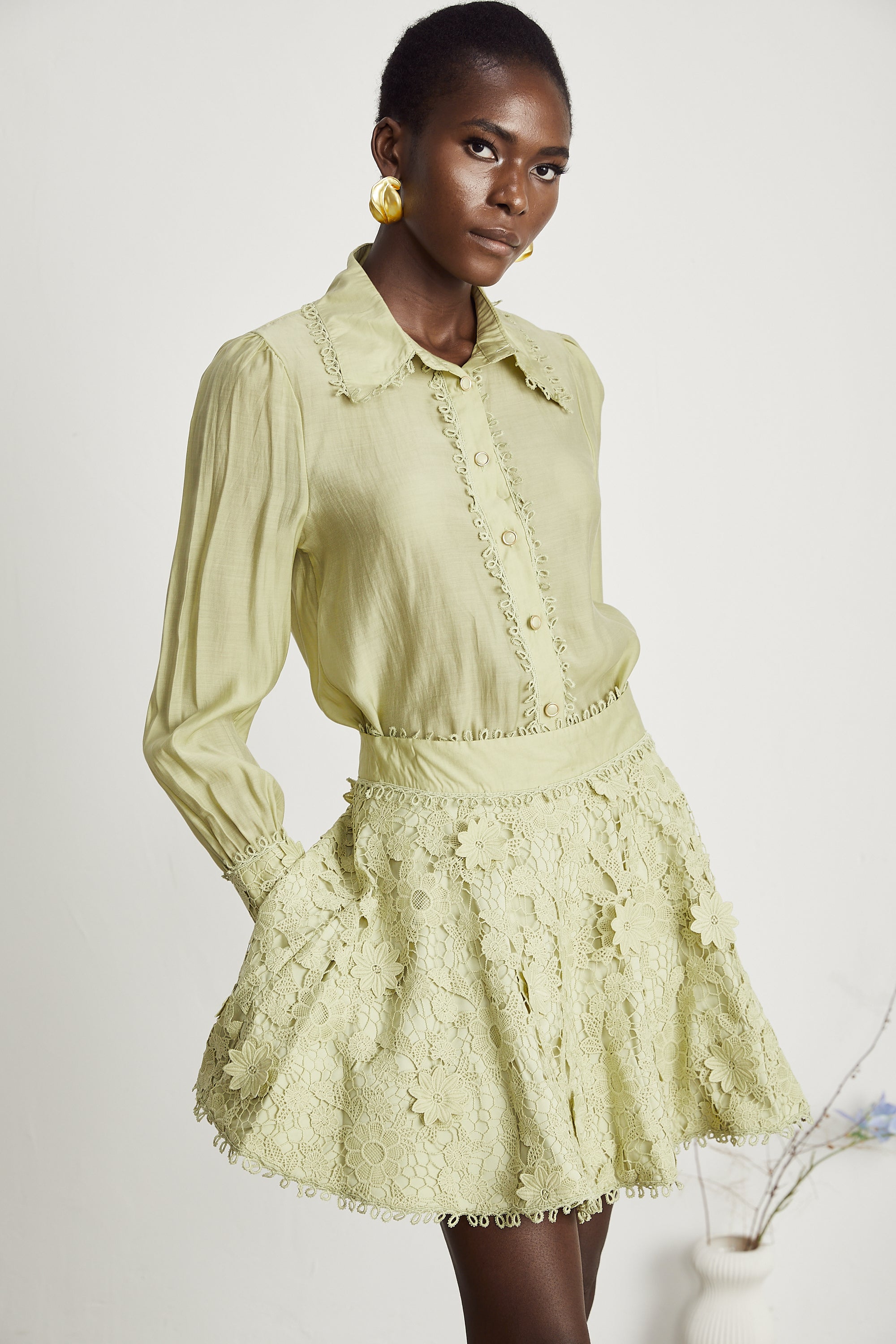 Hélène floral embroidered shirt & skirt matching set