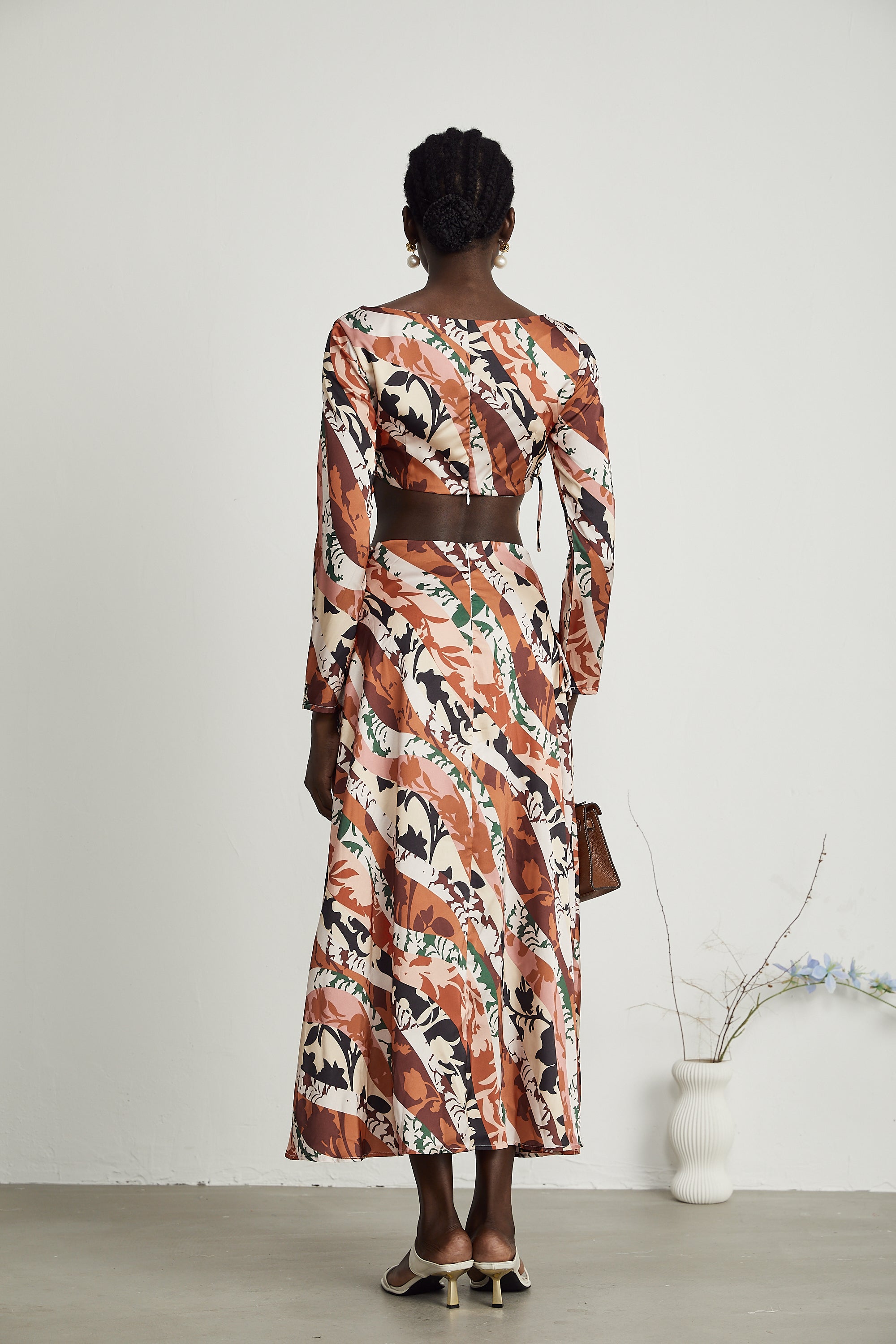 Perrine Maxikleid mit Cut-outs und Blumenprint 