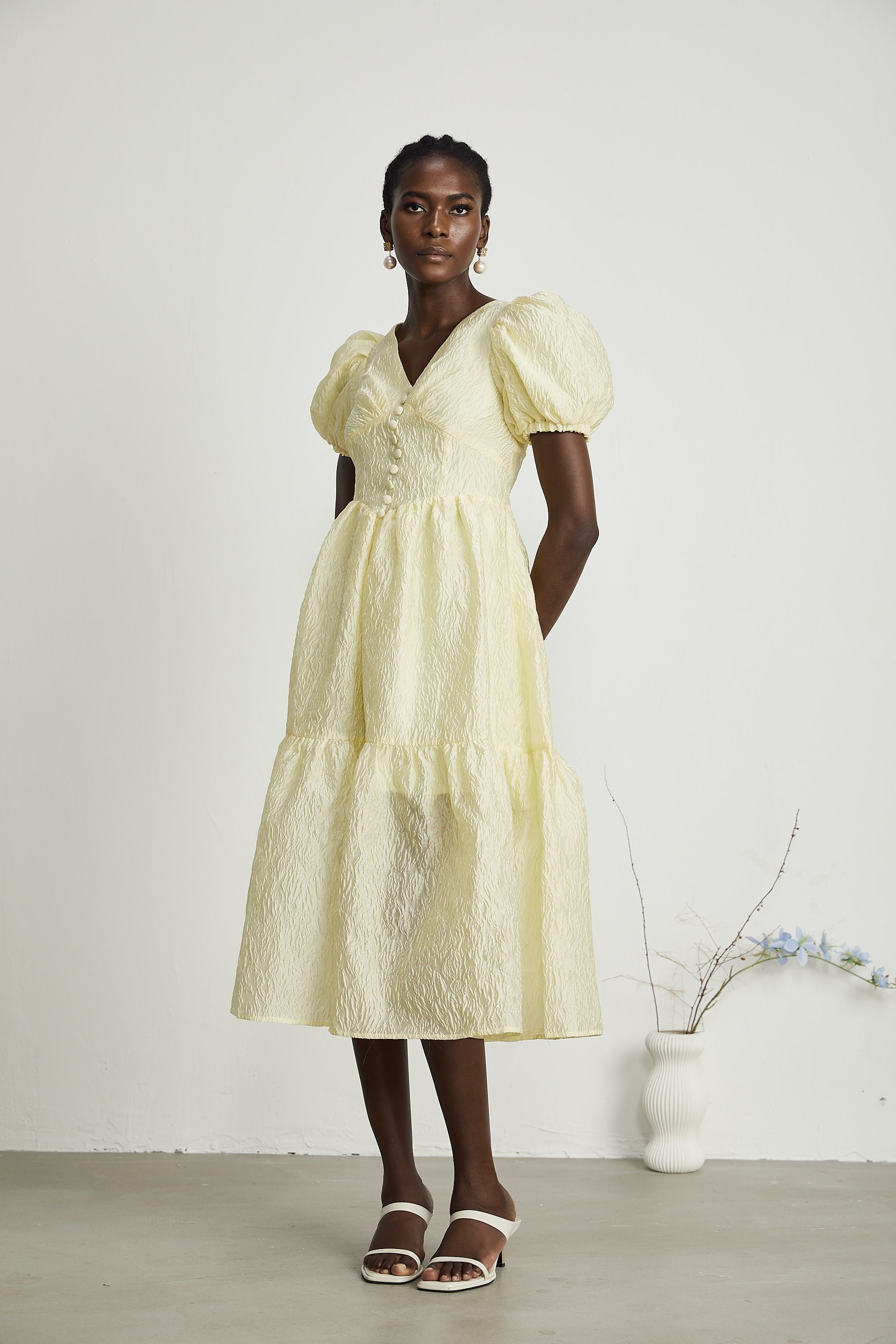 Elizabeth yellow jacquard midi dress