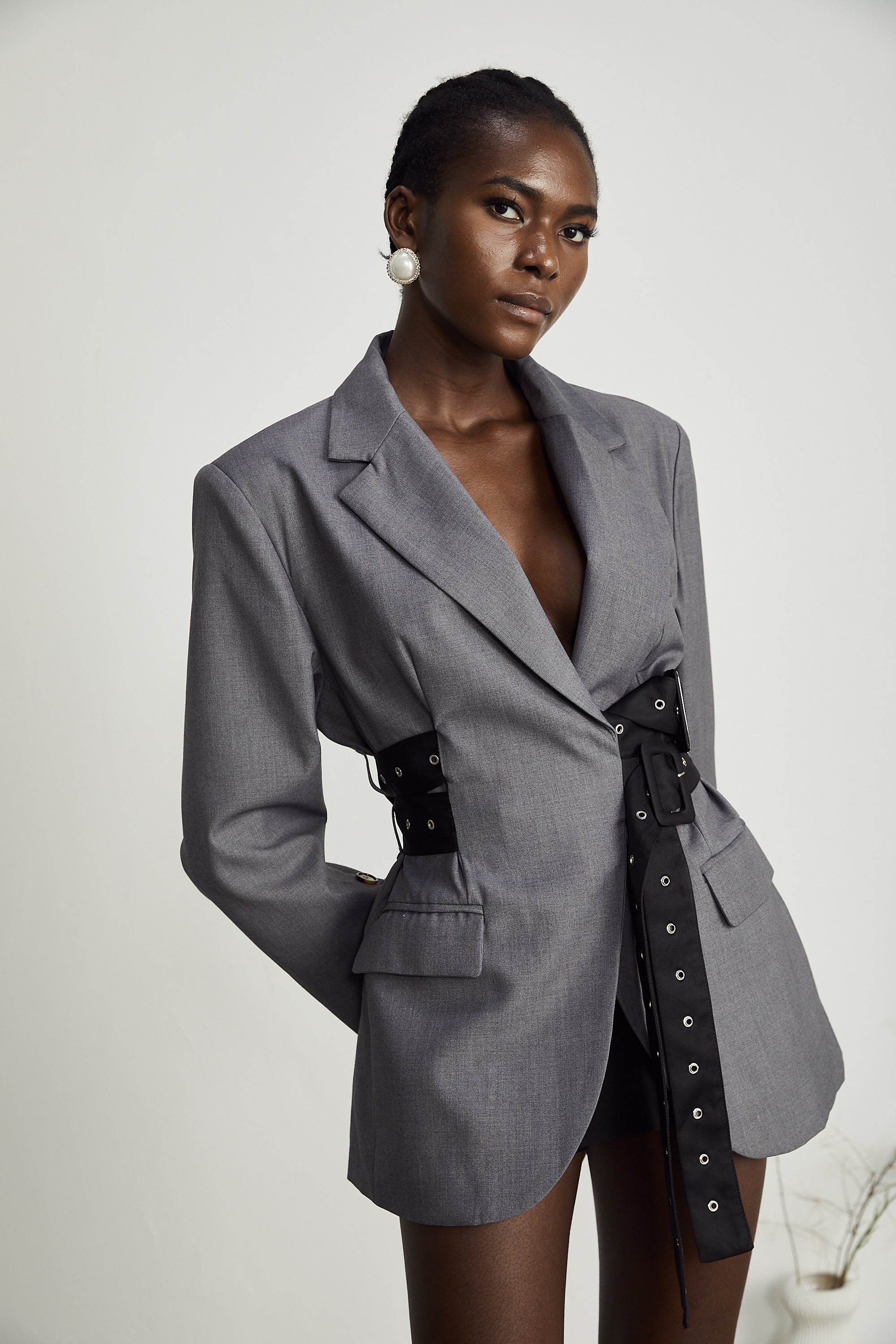 Thérèse belted-waist blazer