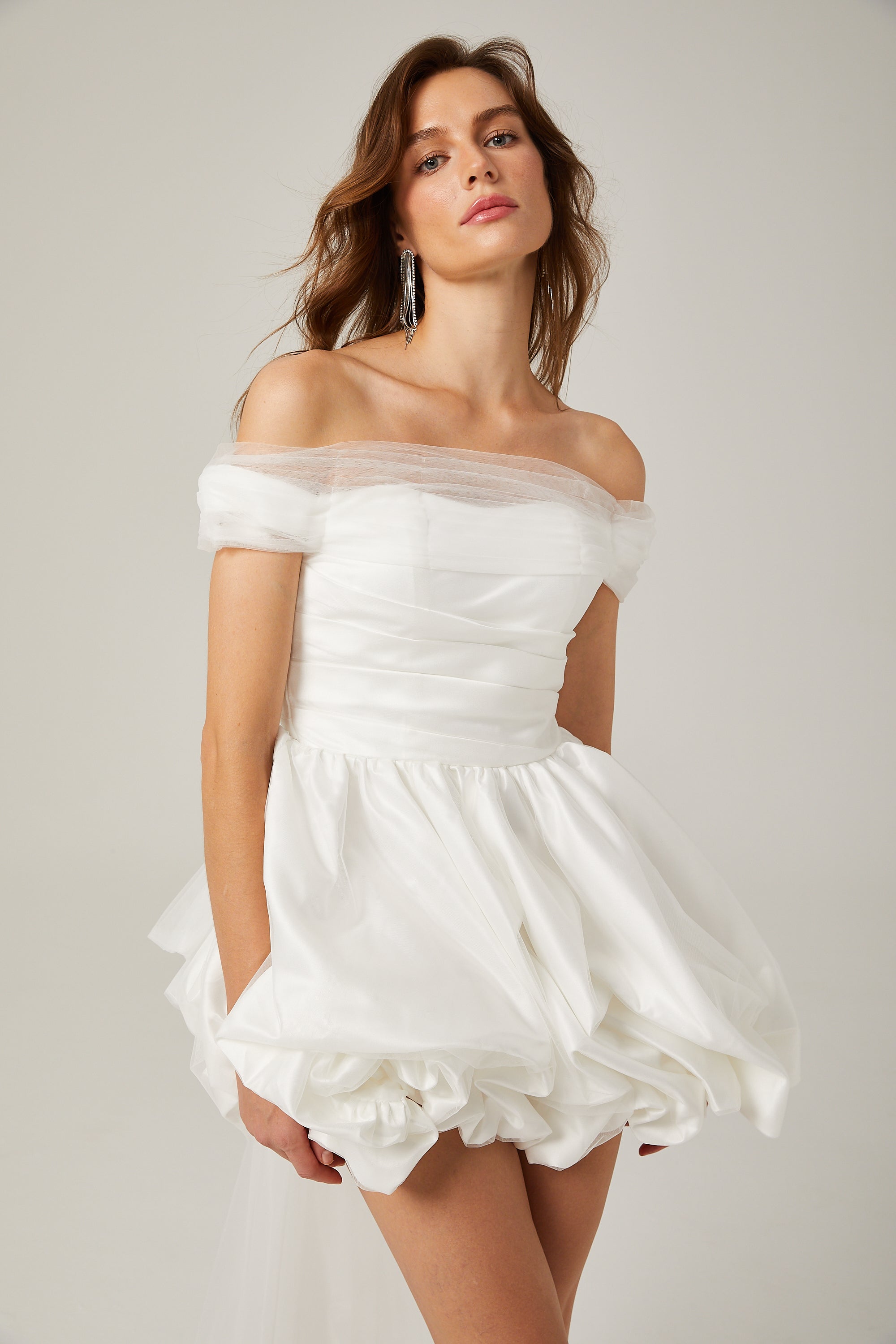 Aurore white off-shoulder bowknot mini dress