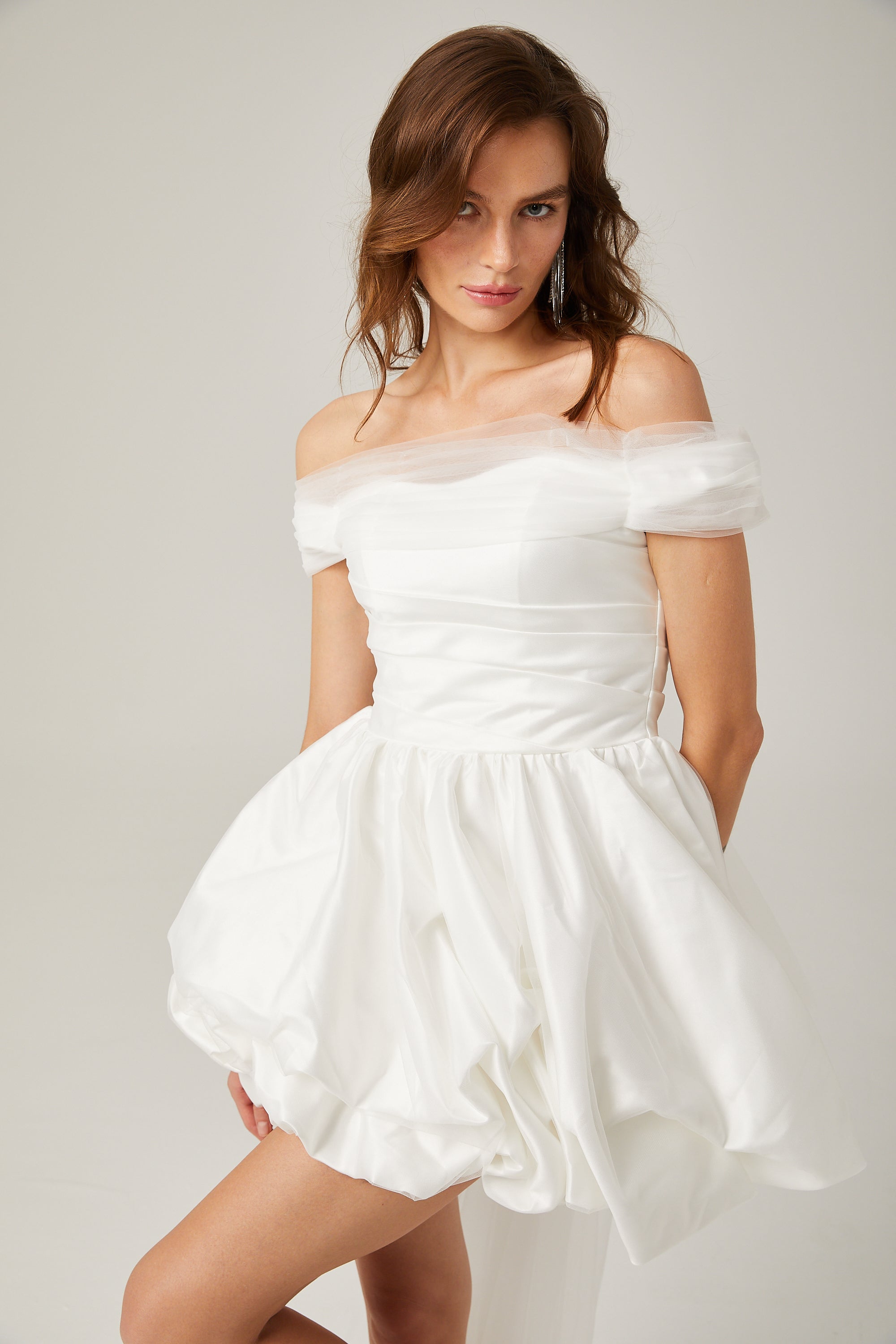 Aurore white off-shoulder bowknot mini dress