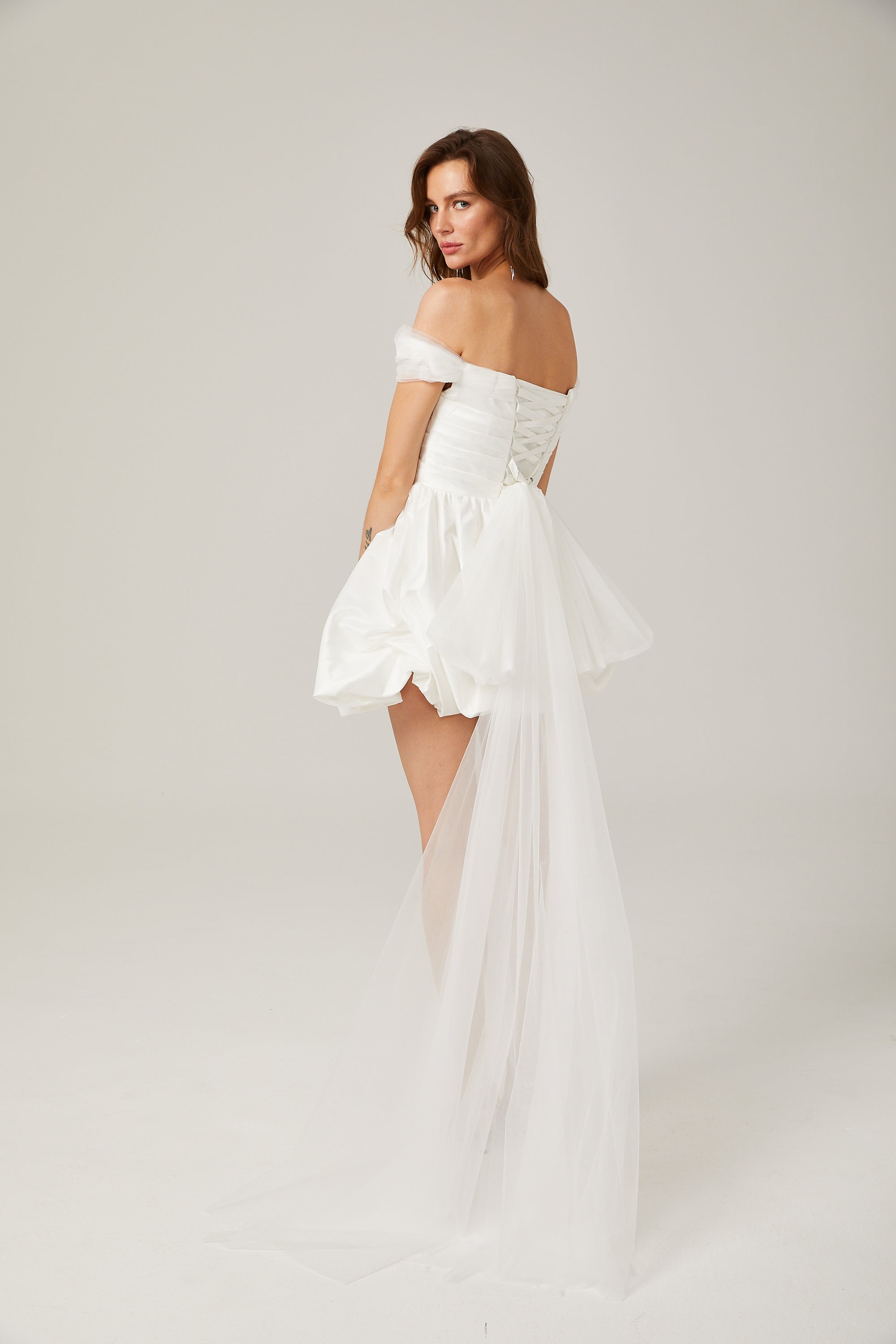 Aurore white off-shoulder bowknot mini dress