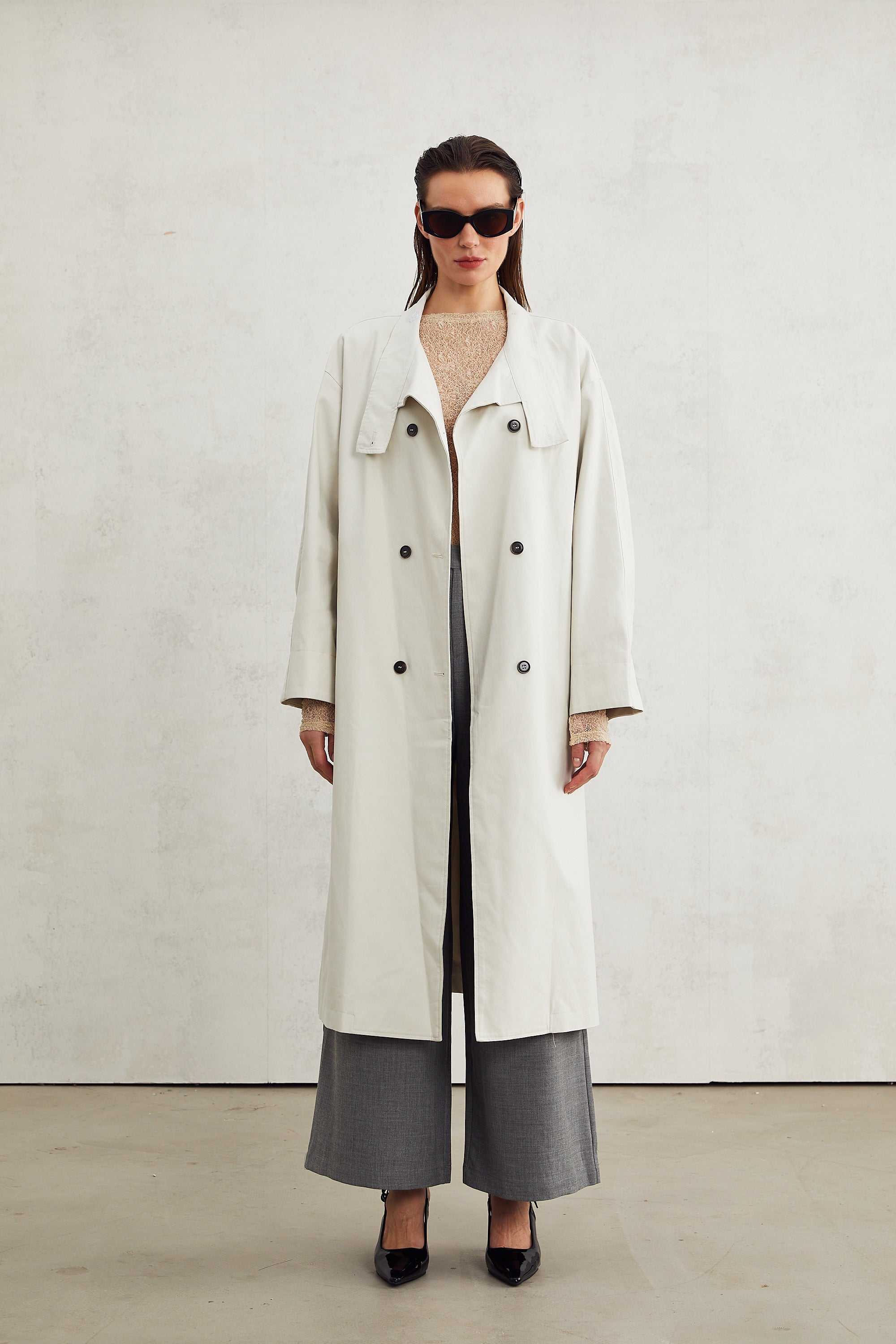 Séverine white double-breasted trench coat