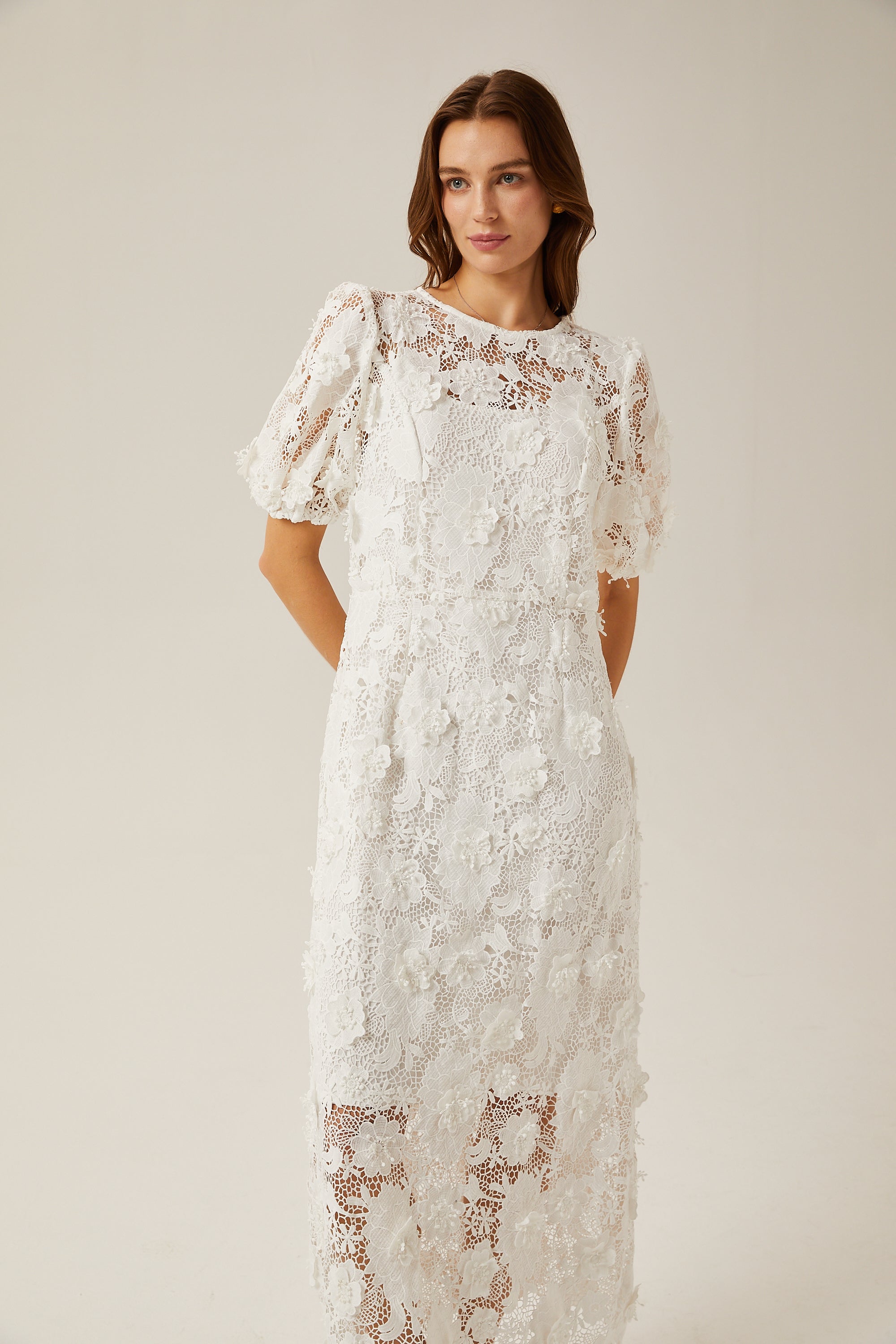 Valérie white floral lace midi dress