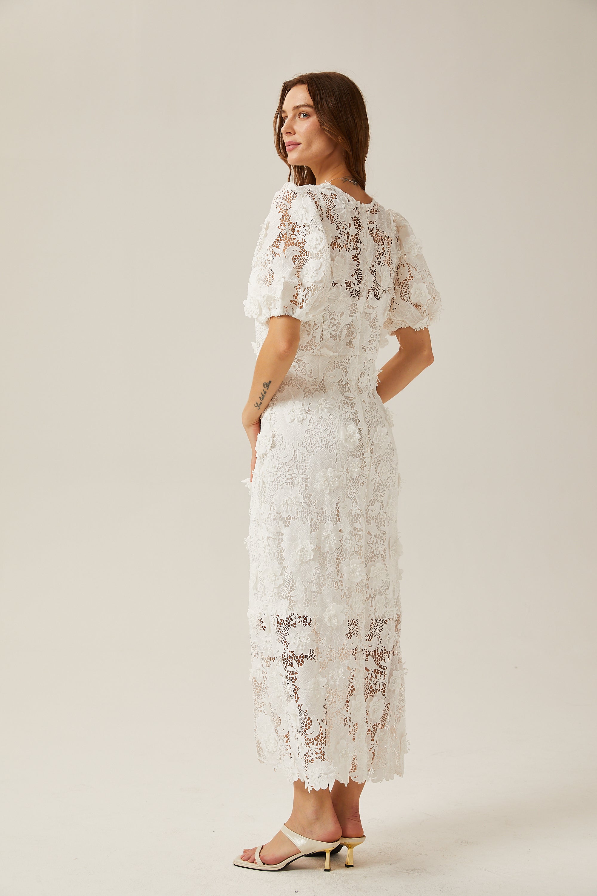 Valérie white floral lace midi dress