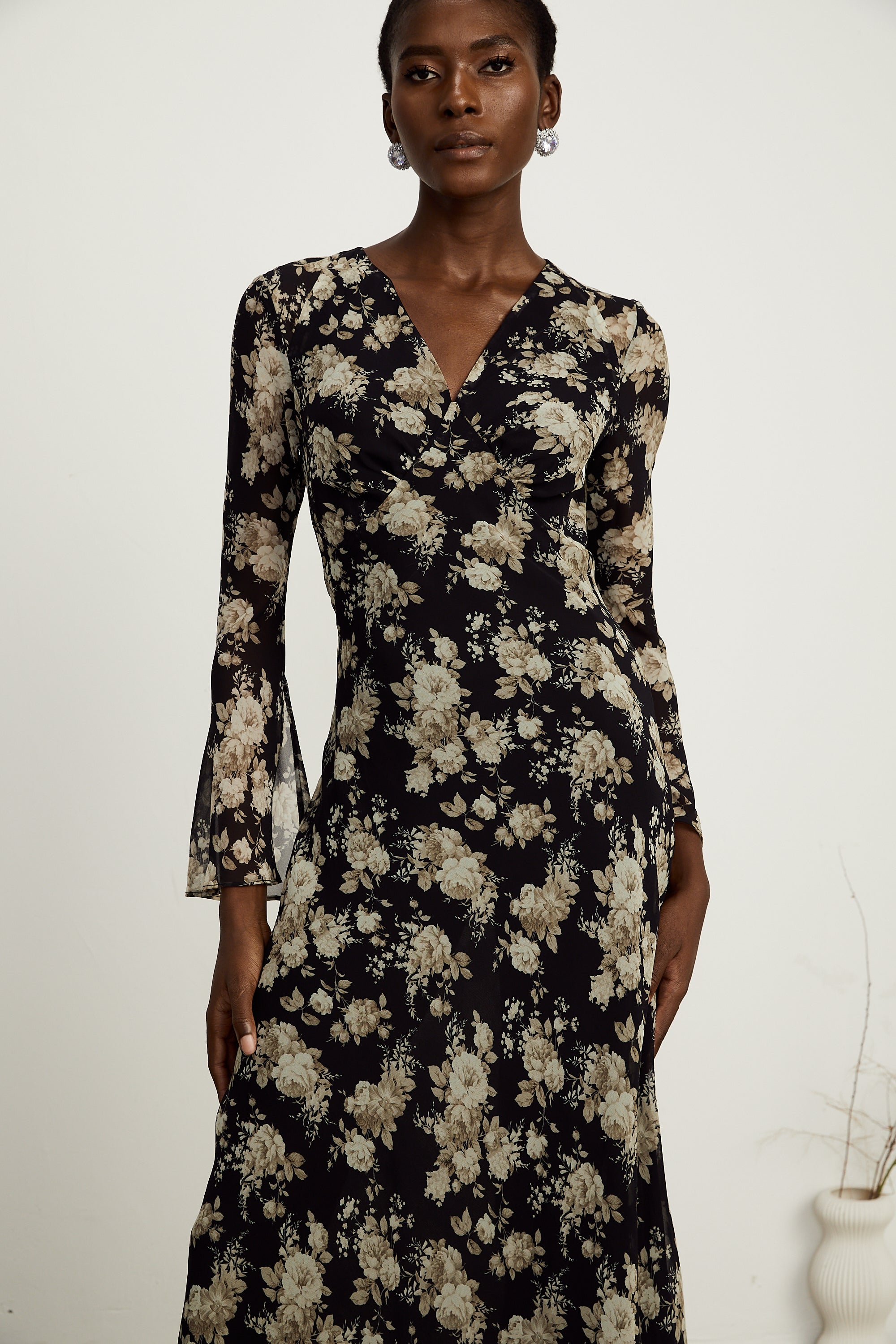 Hannah black floral-print flared midi dress