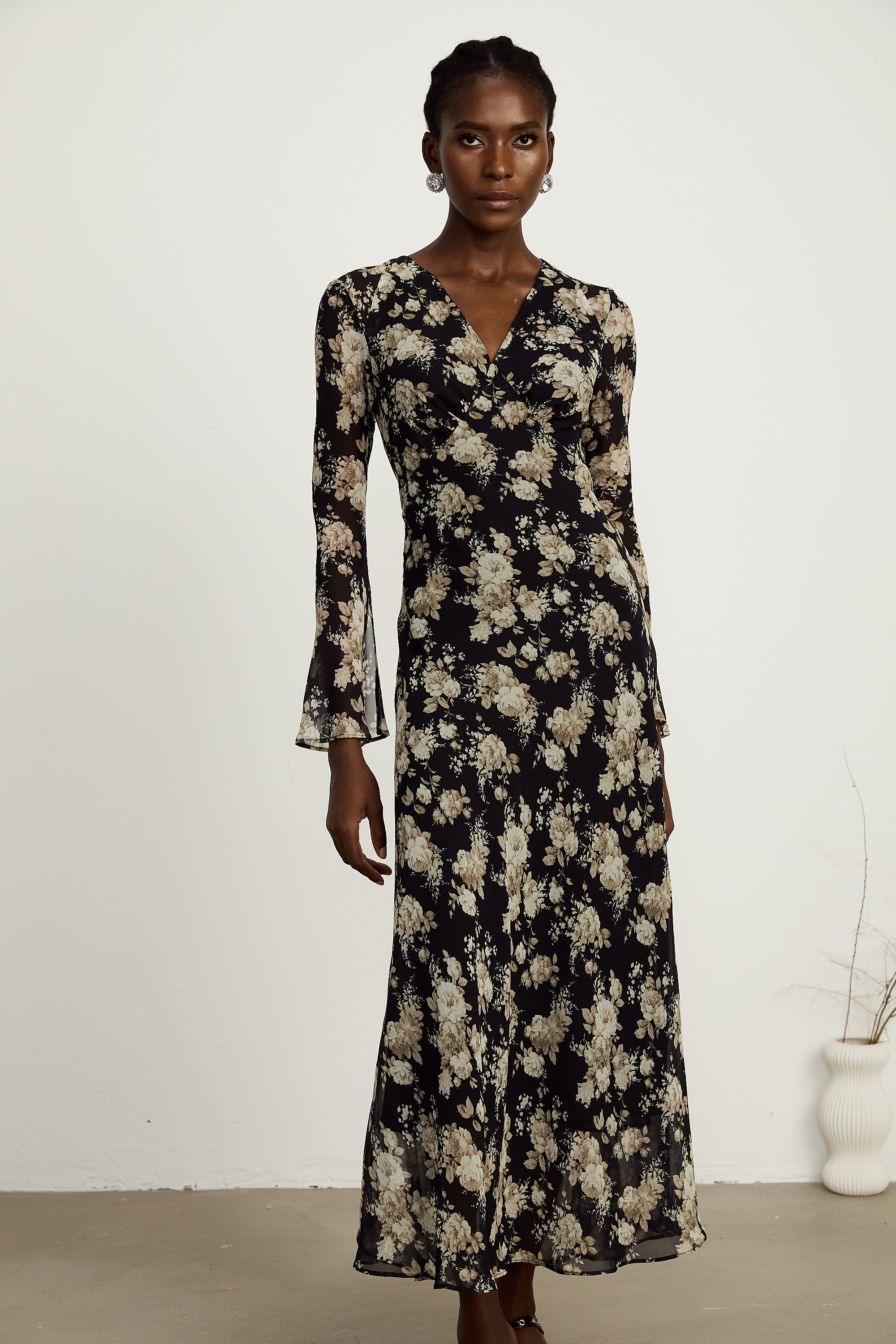 Hannah black floral-print flared midi dress