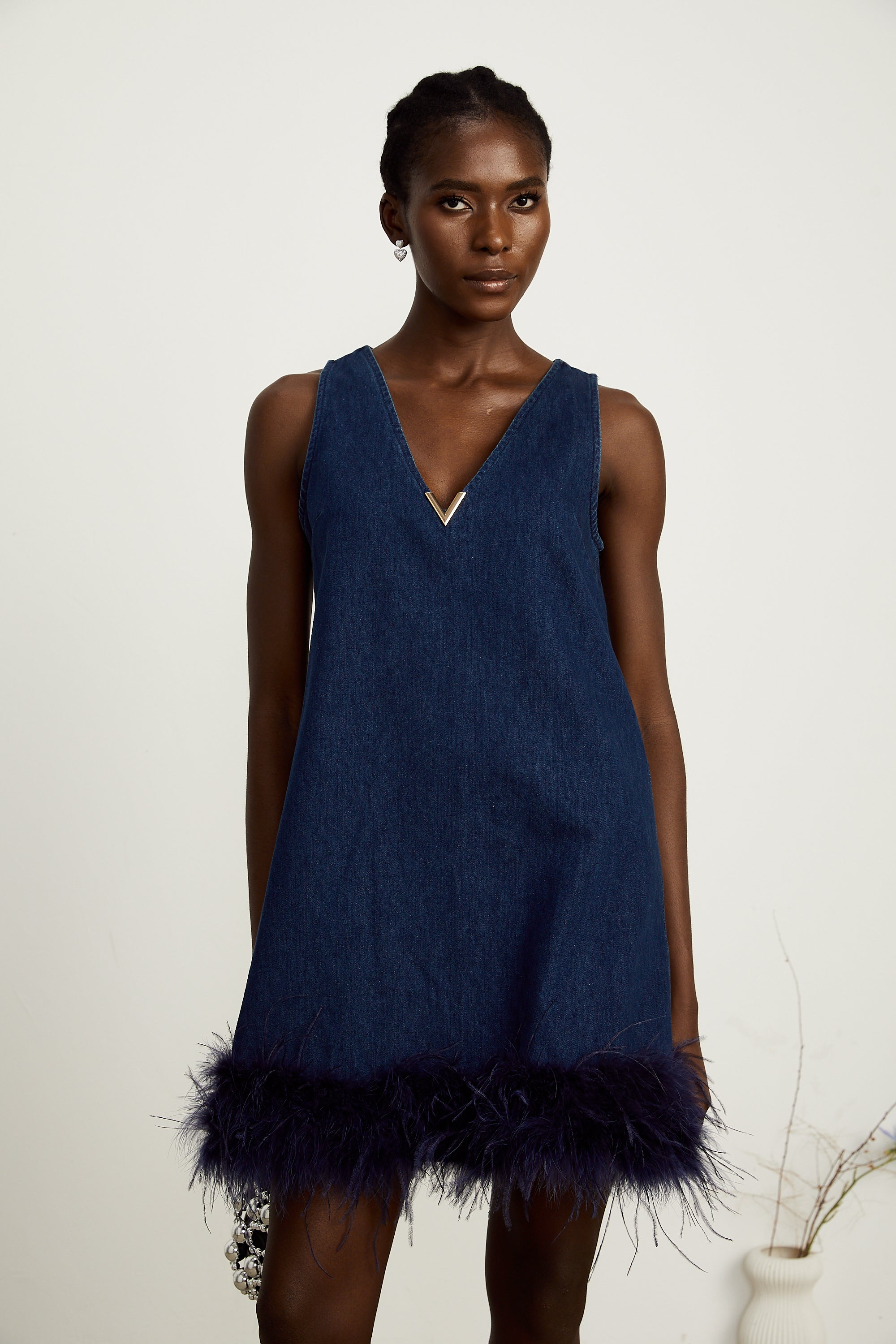 Éloïse blue sleeveless feather-trim denim mini dress