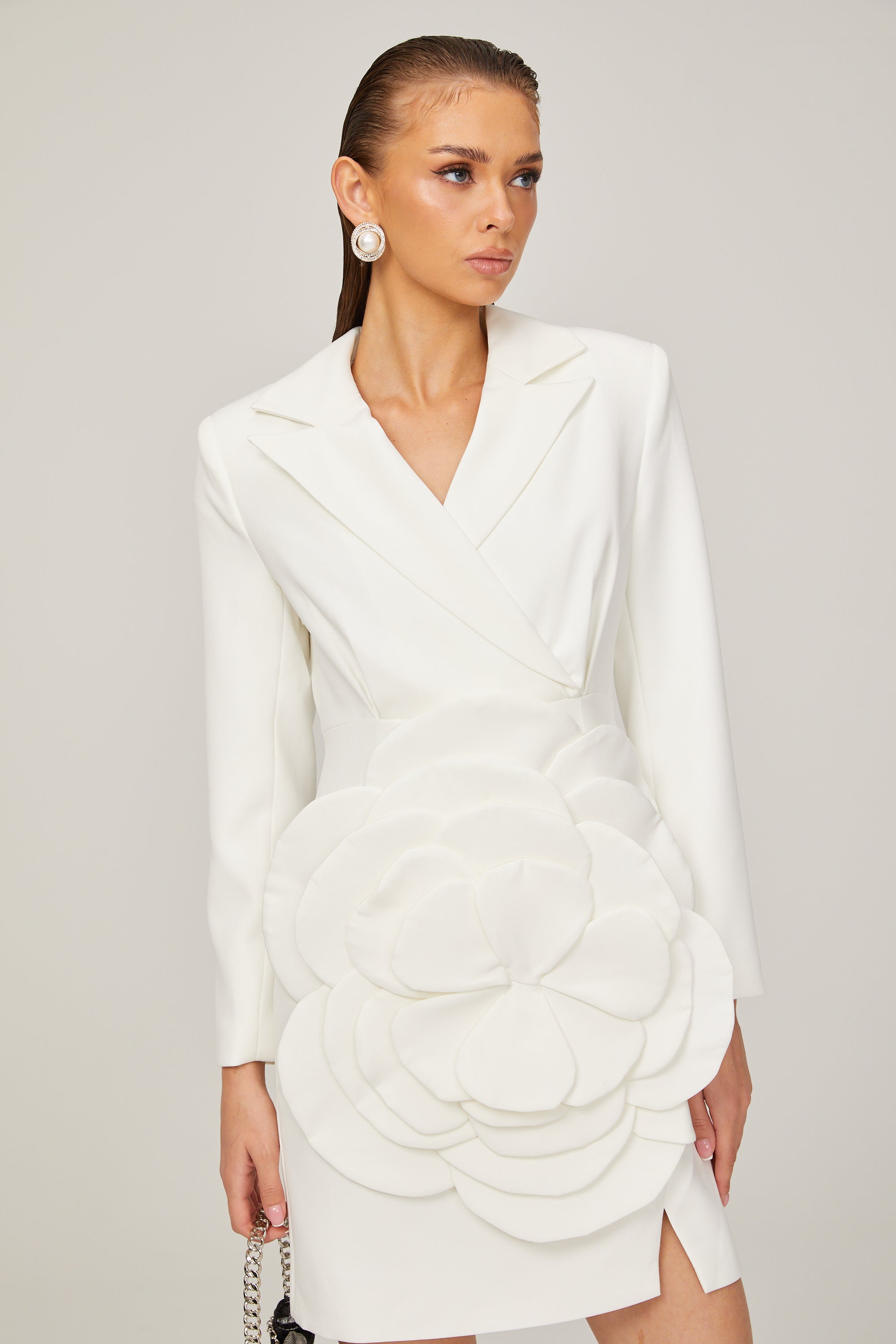 Axelle white flower-appliqué blazer dress