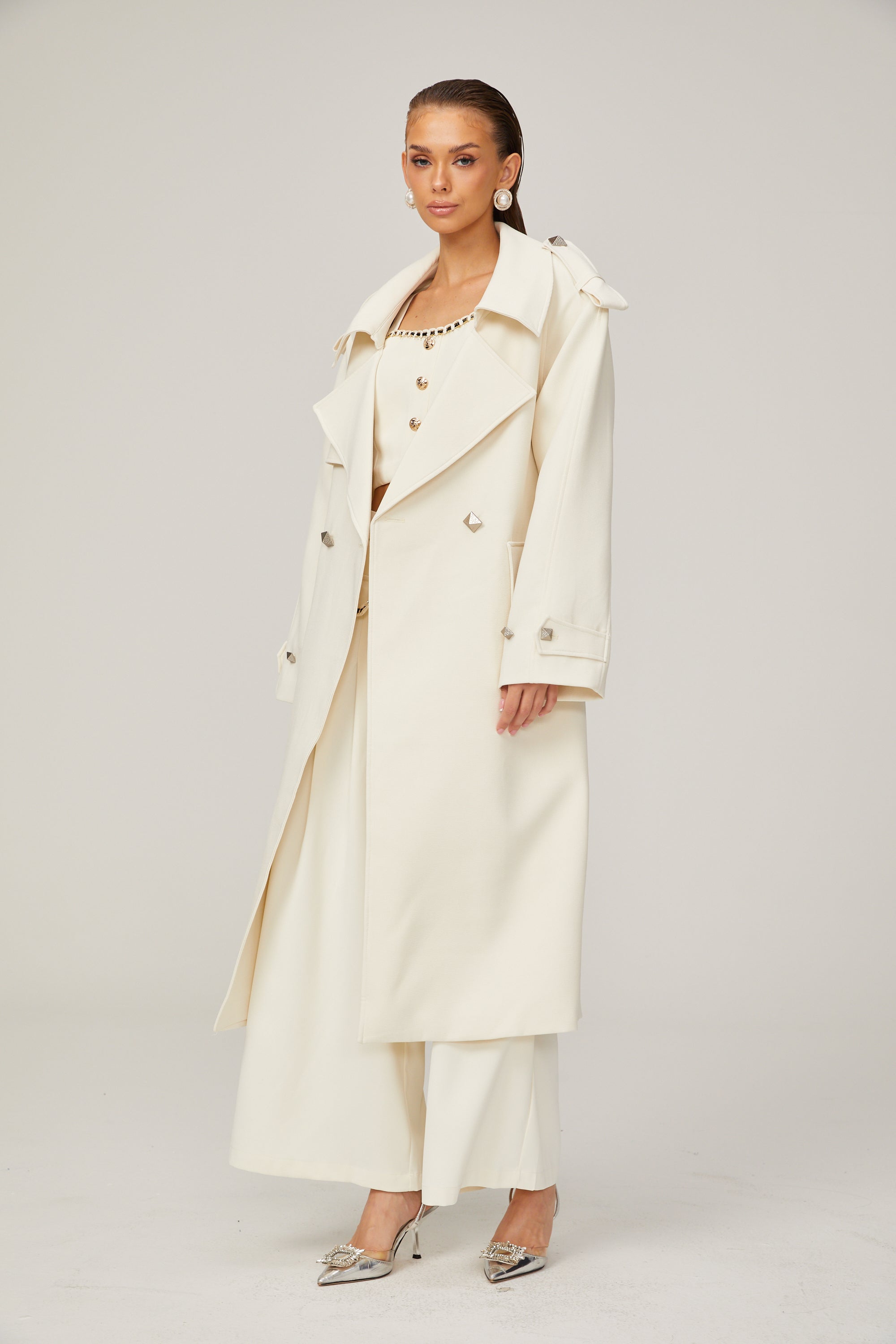 Chris white geometric-button belted trench coat