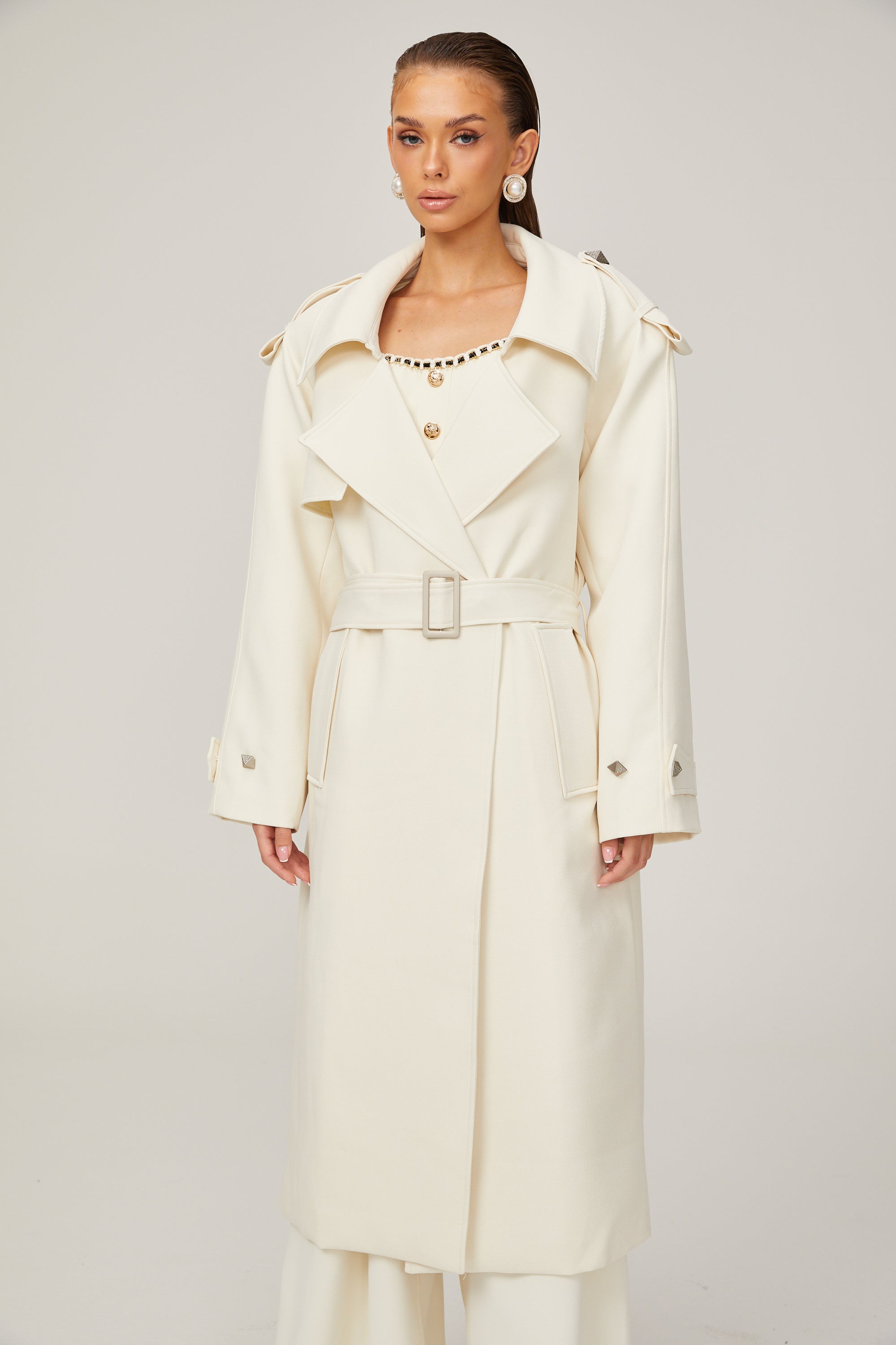 Chris white geometric-button belted trench coat