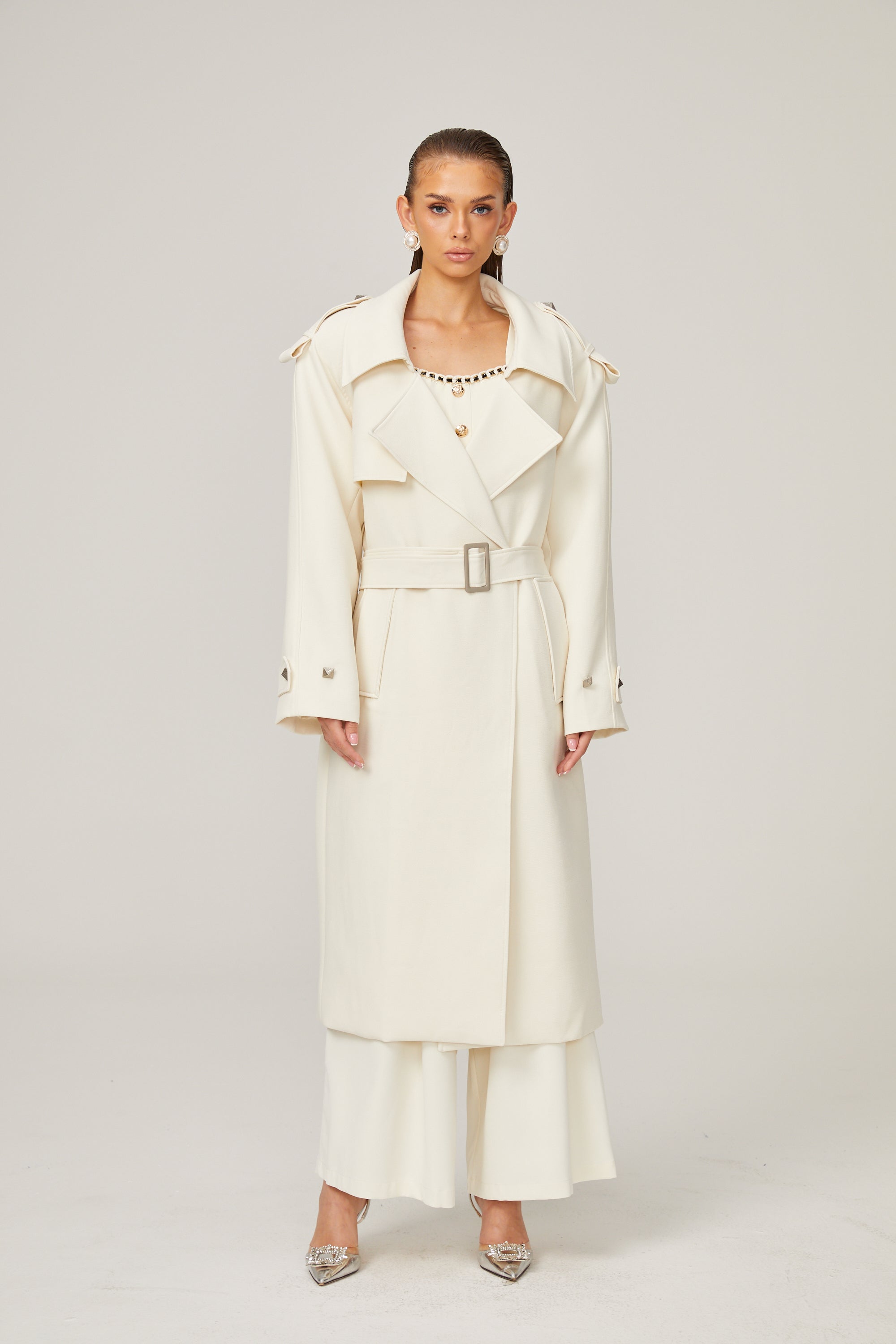 Chris white geometric-button belted trench coat