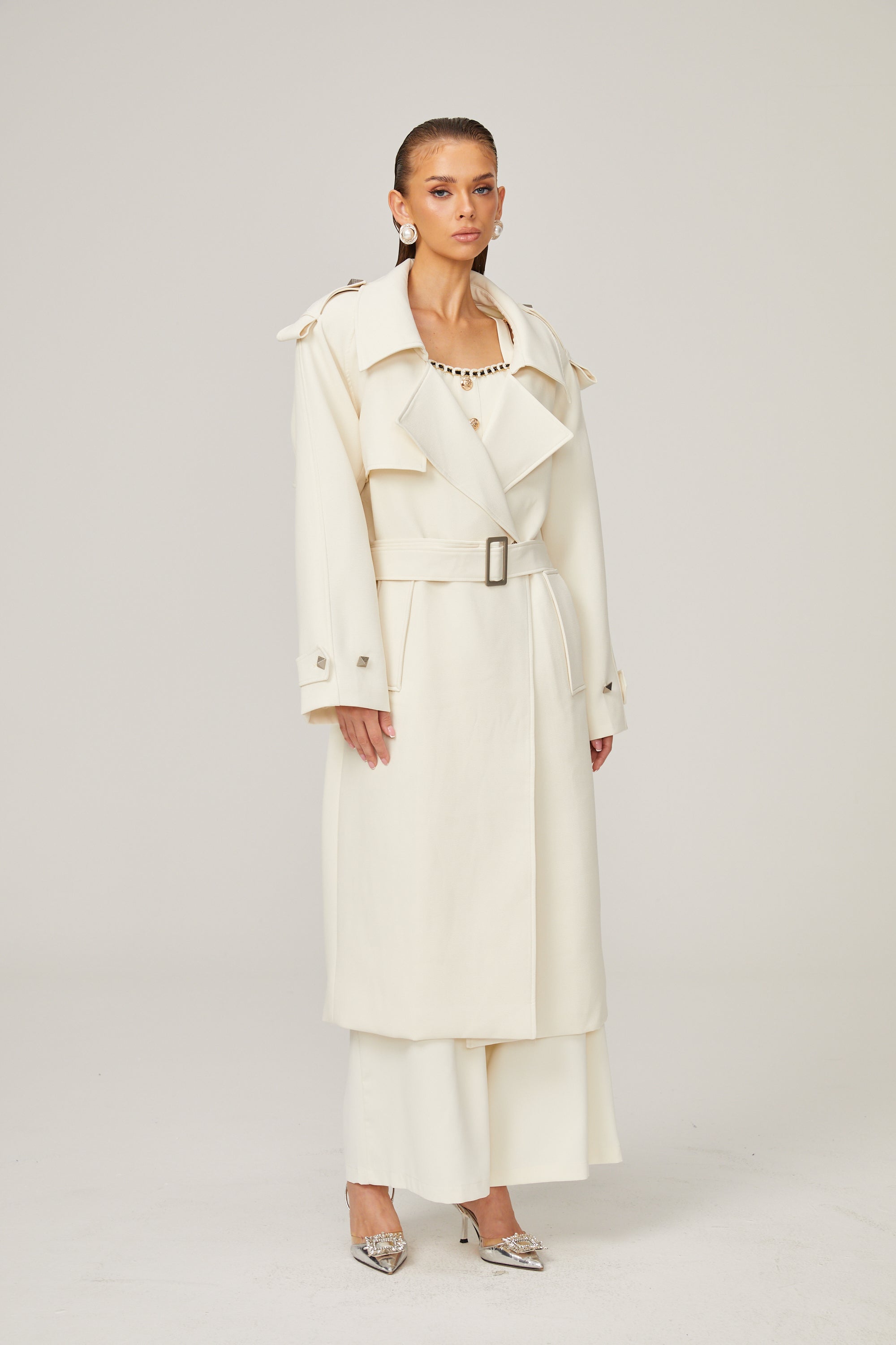 Chris white geometric-button belted trench coat