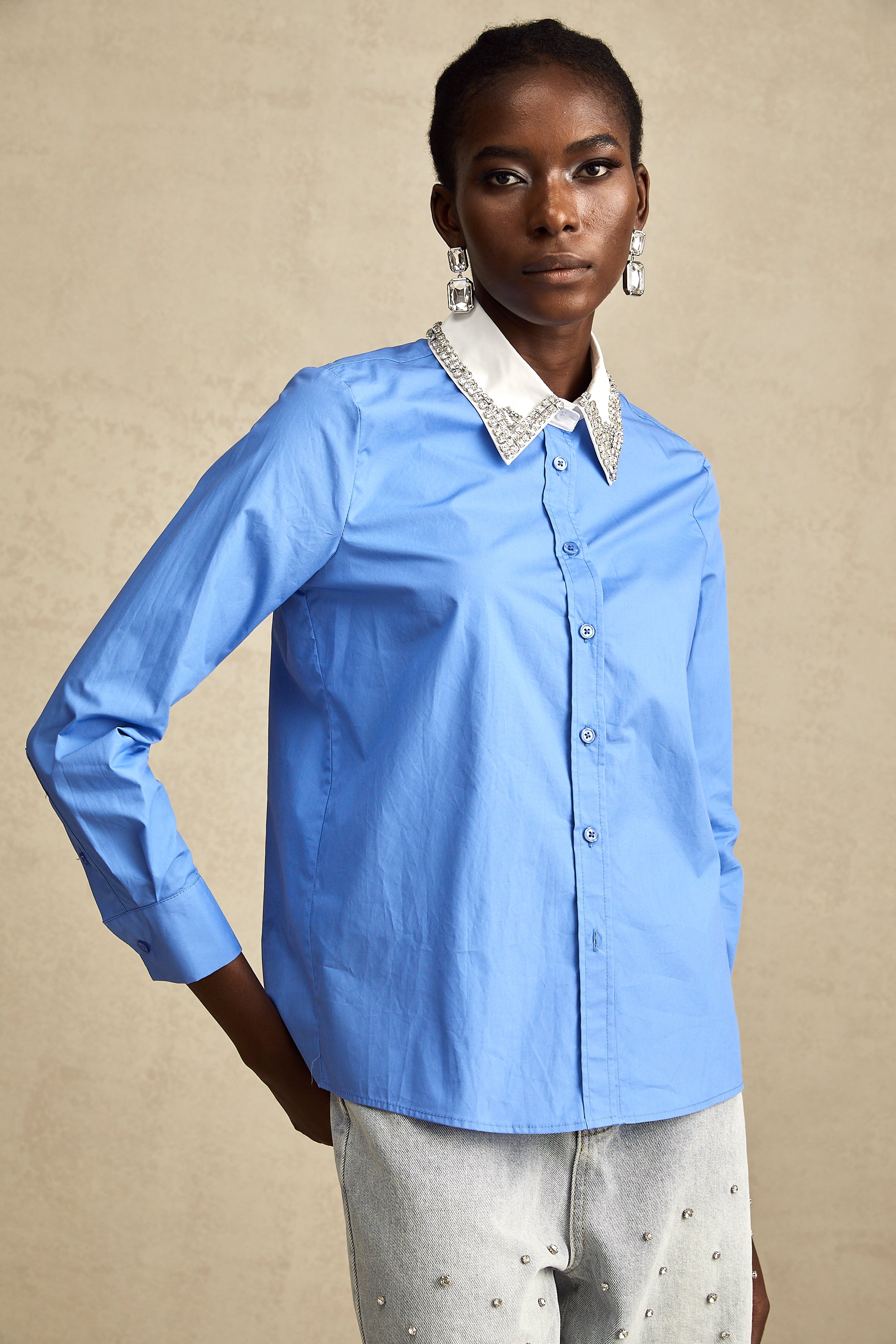 Émilie blue rhinestone color-block shirt