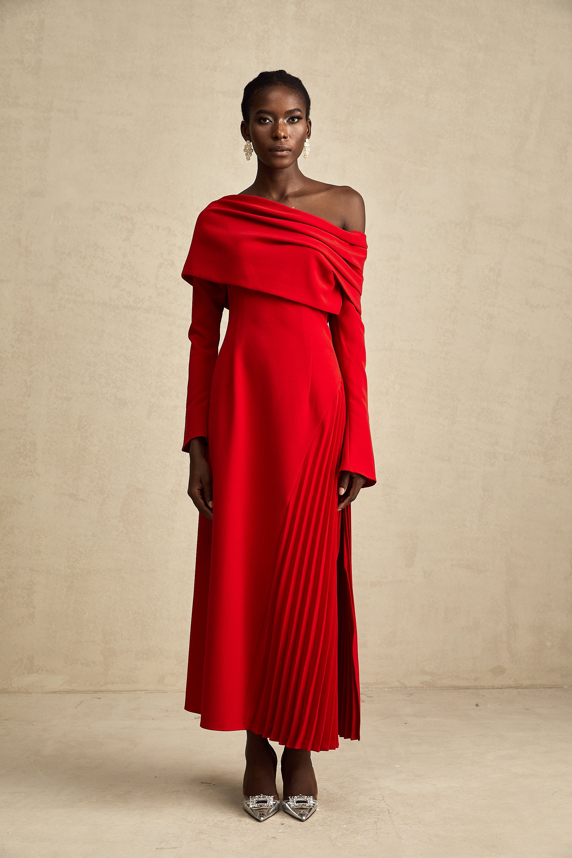 Valentine red high-slit pleated maxi dress