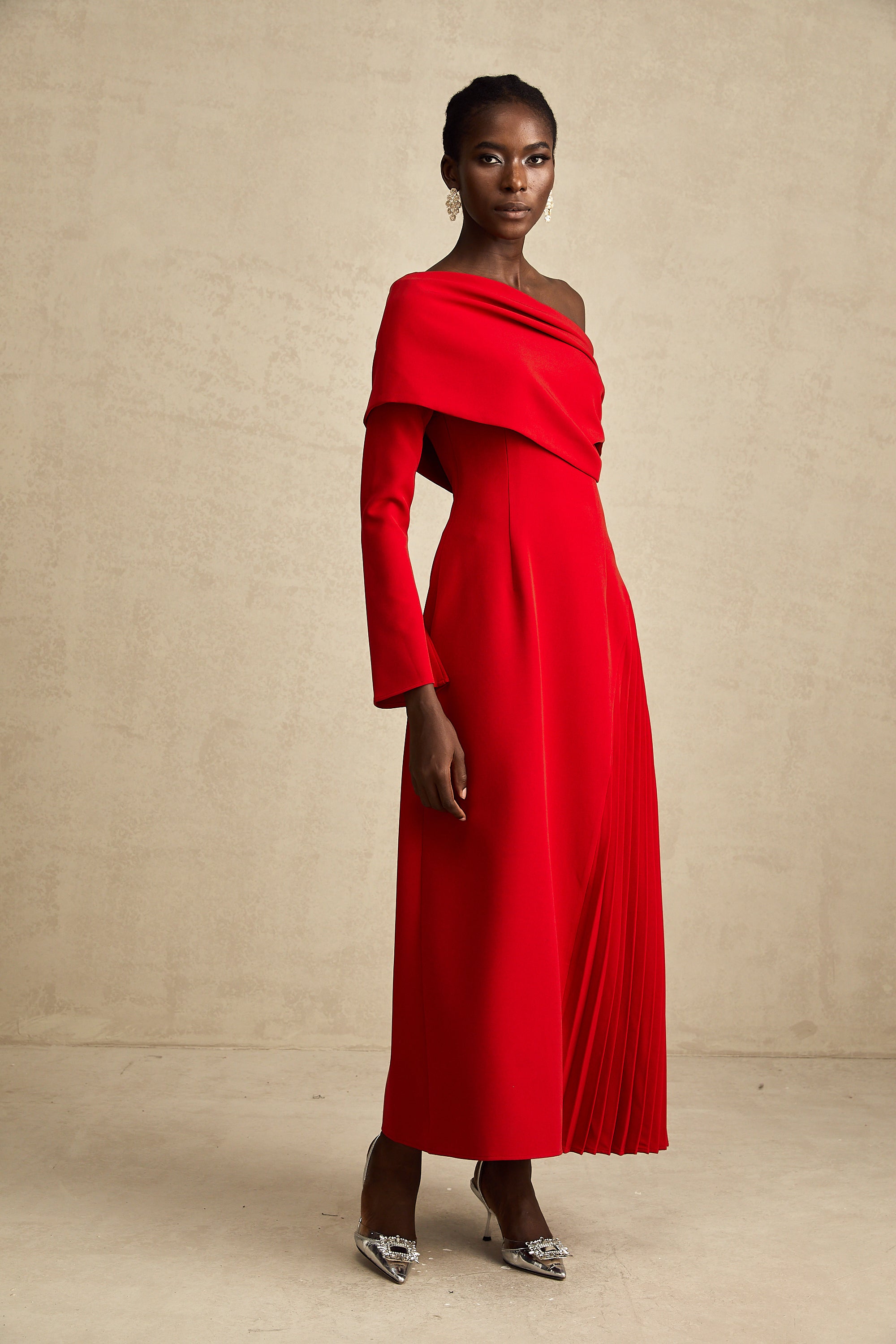 Valentine red high-slit pleated maxi dress