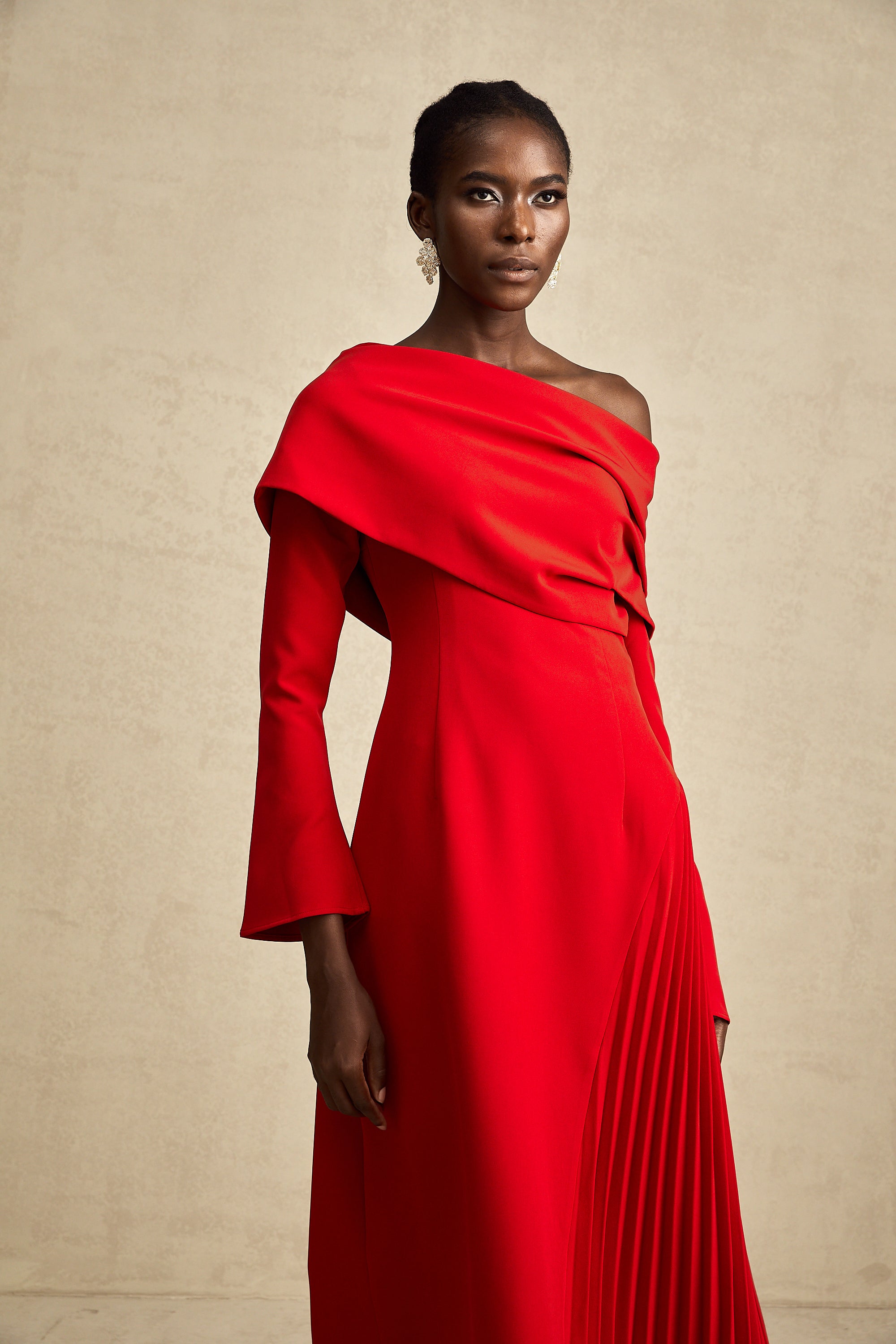 Valentine red high-slit pleated maxi dress