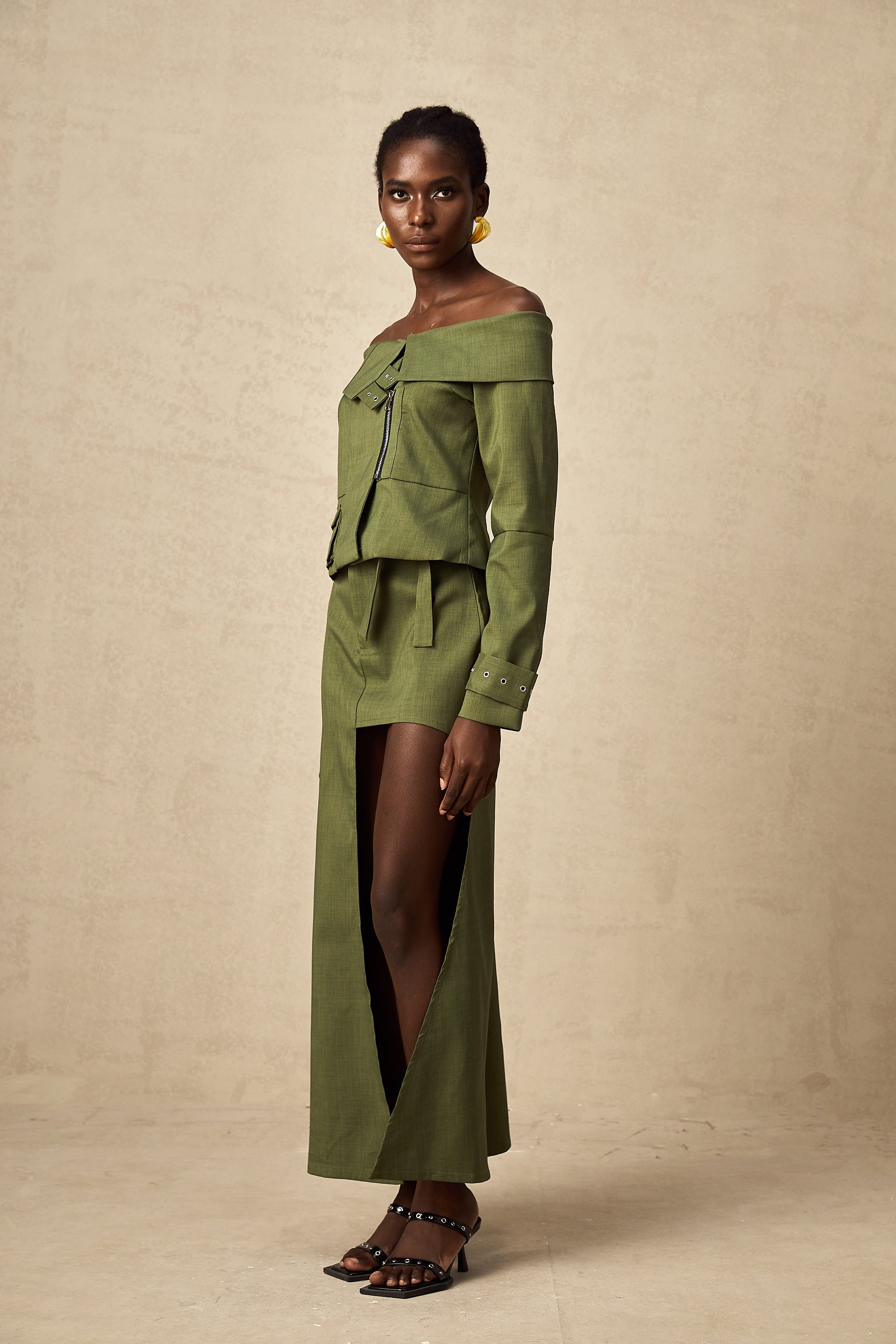 Éléna green asymmetric-design jacket & skirt matching set