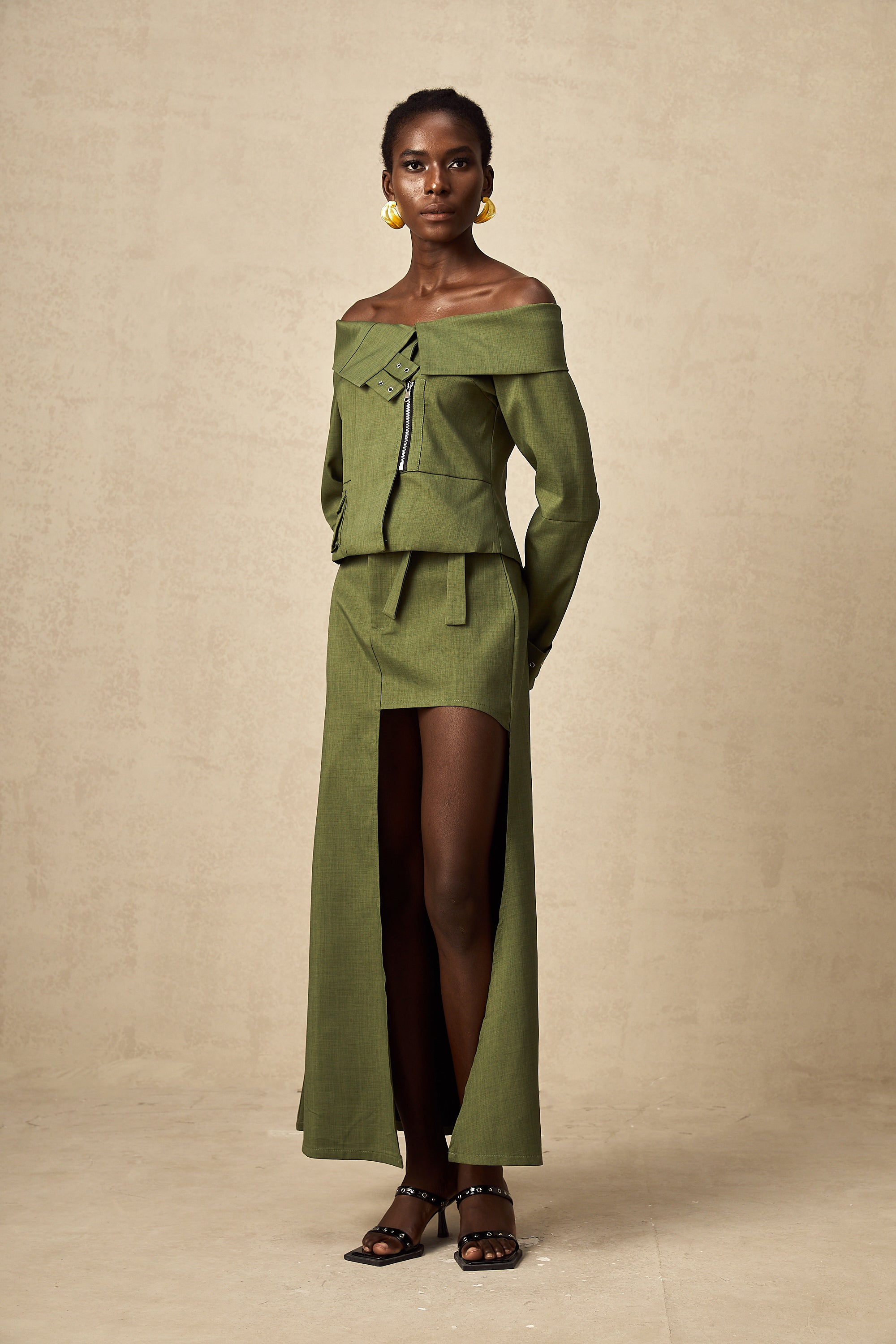 Éléna green asymmetric-design jacket & skirt matching set