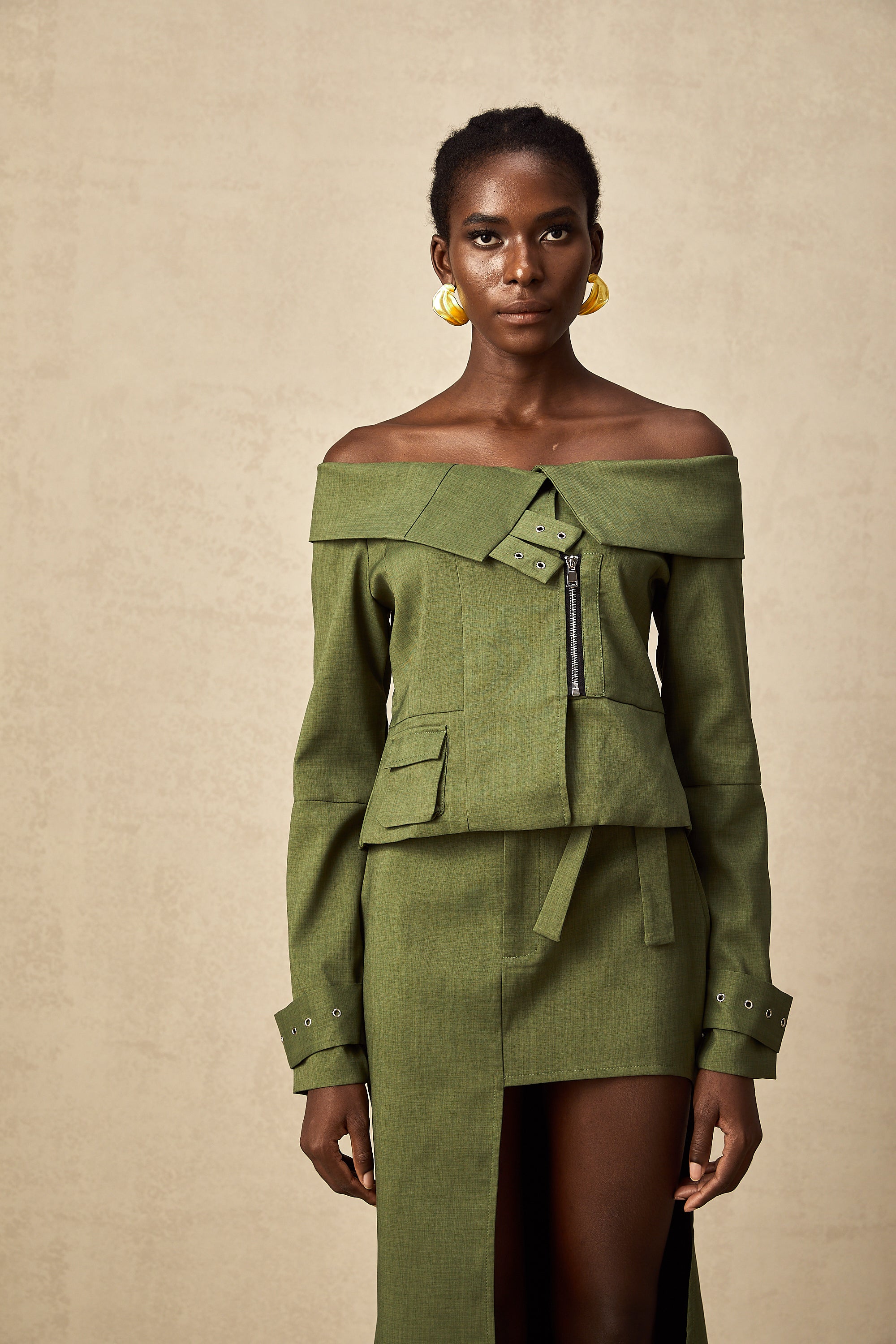 Éléna green asymmetric-design jacket & skirt matching set