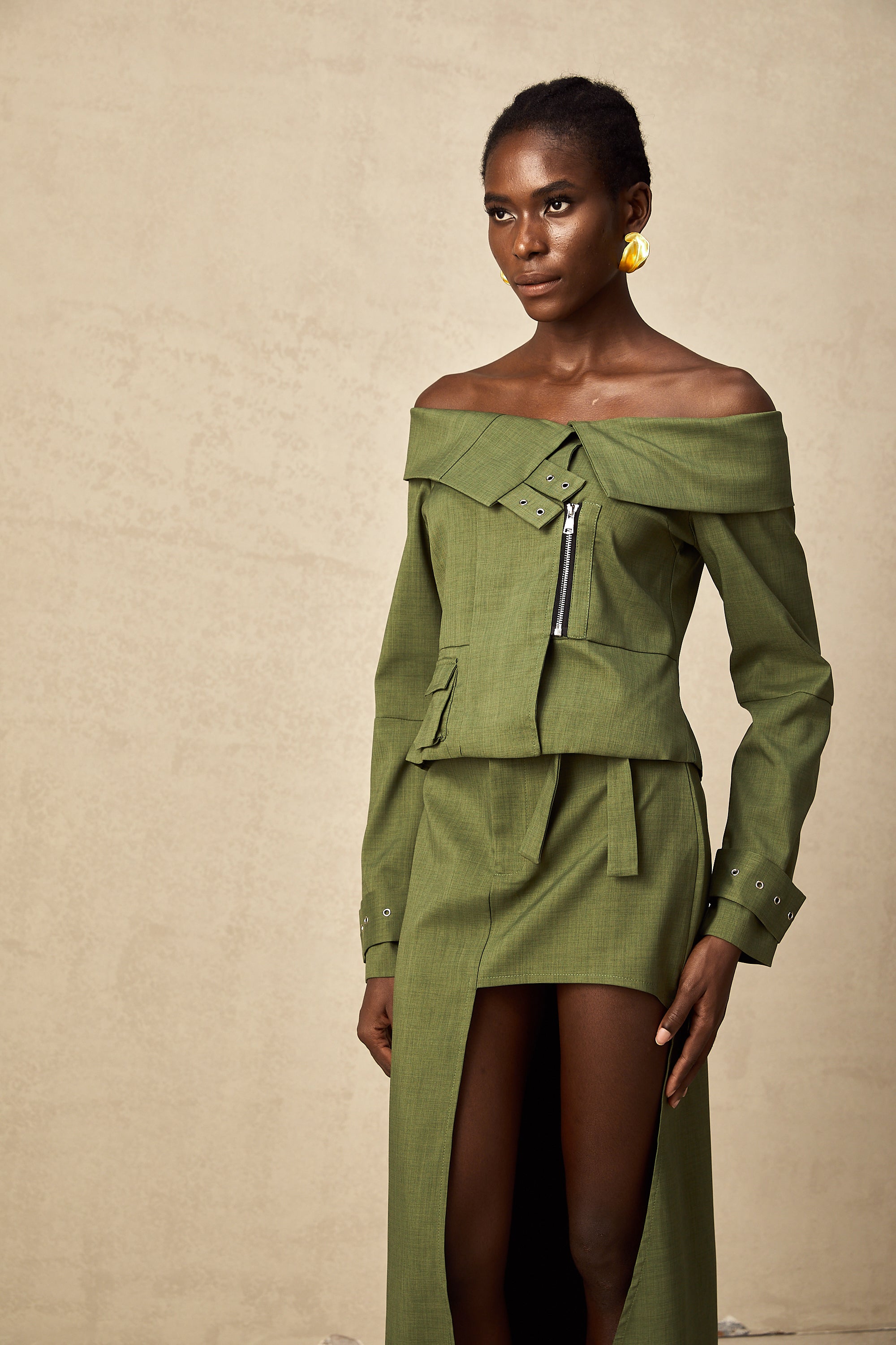 Éléna green asymmetric-design jacket & skirt matching set