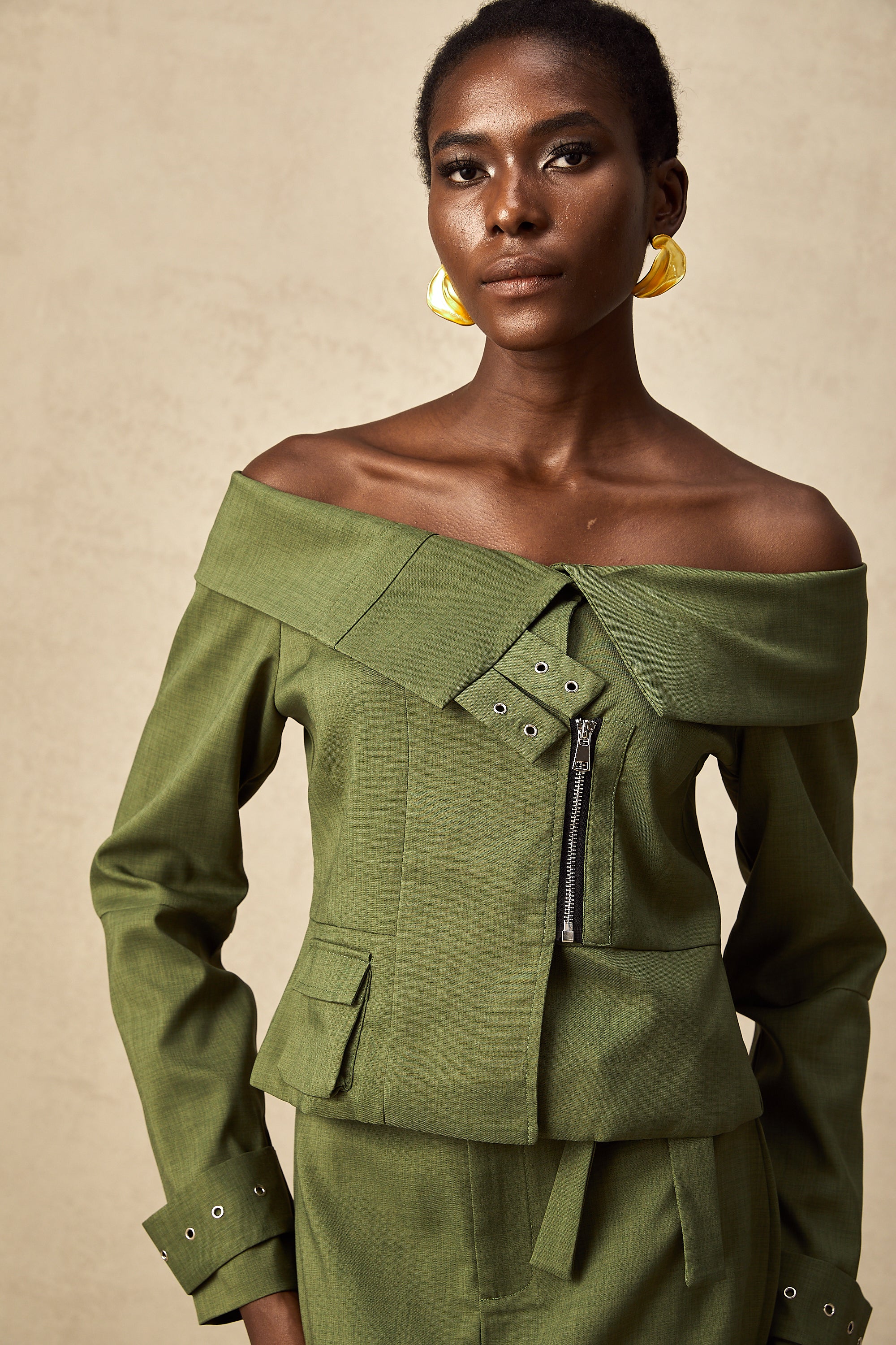 Éléna green asymmetric-design jacket & skirt matching set