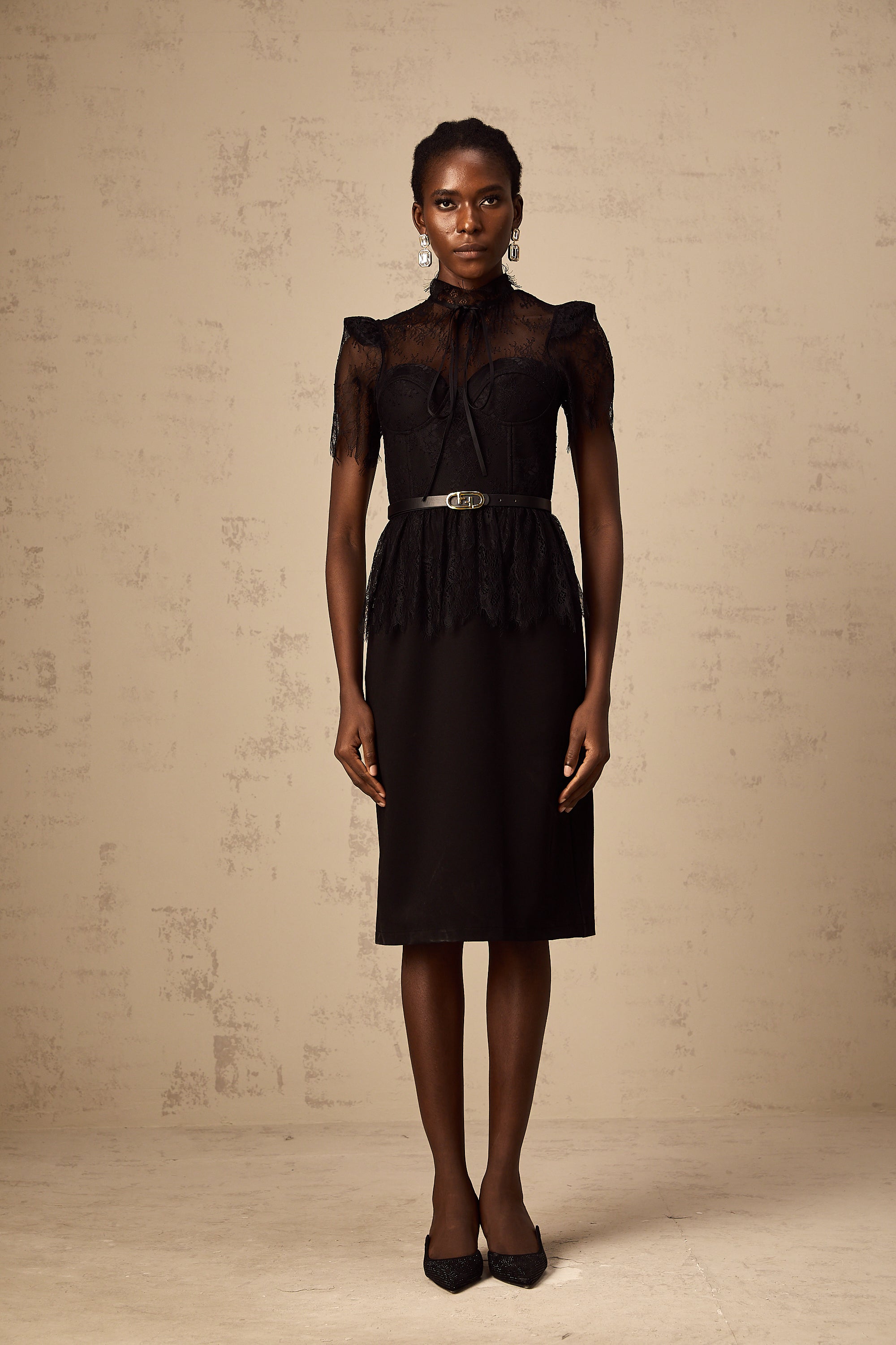 Thérèse black guipure-lace panelled midi dress