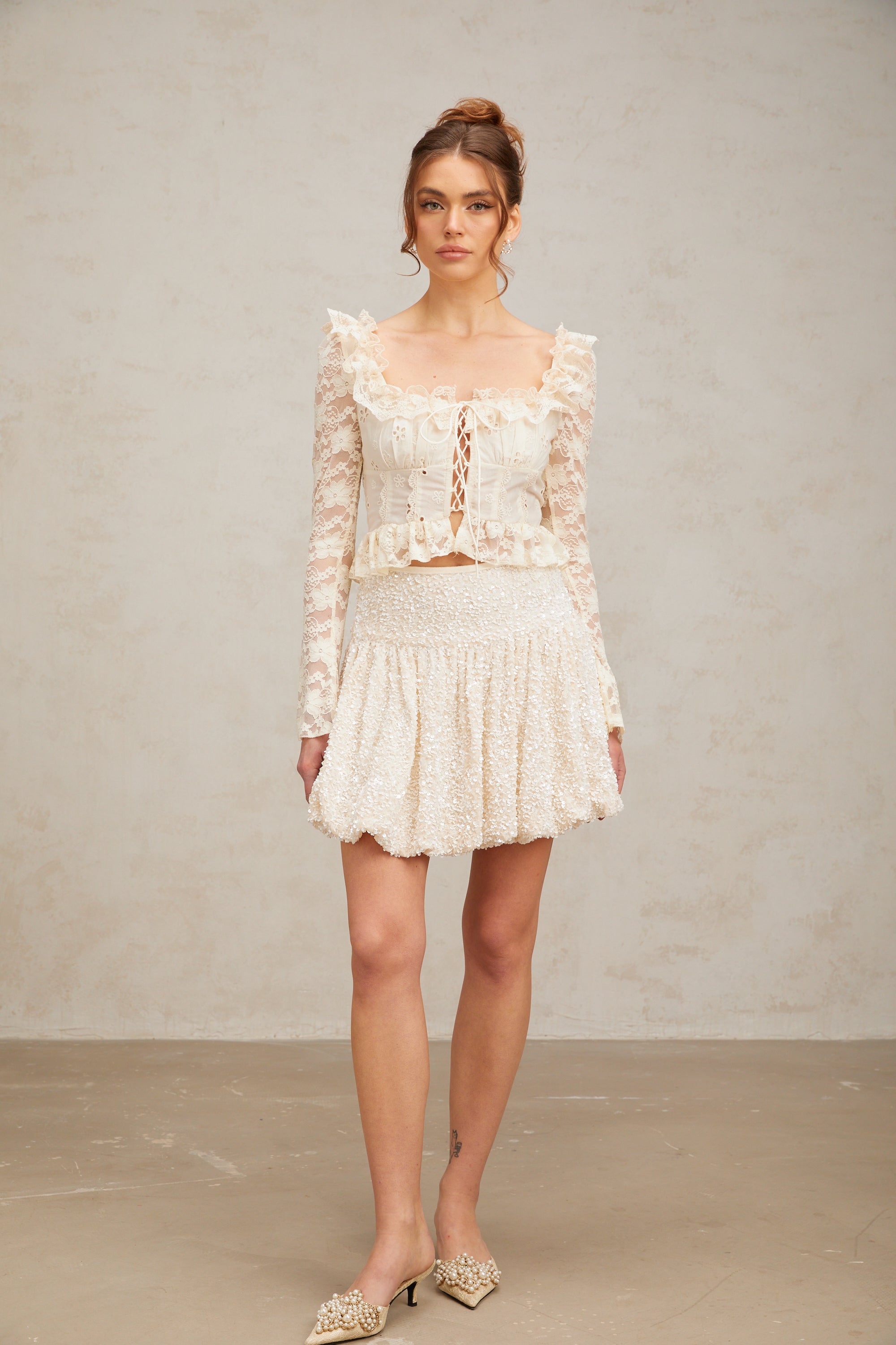 Eugénie off-white floral-lace ruffled blouse