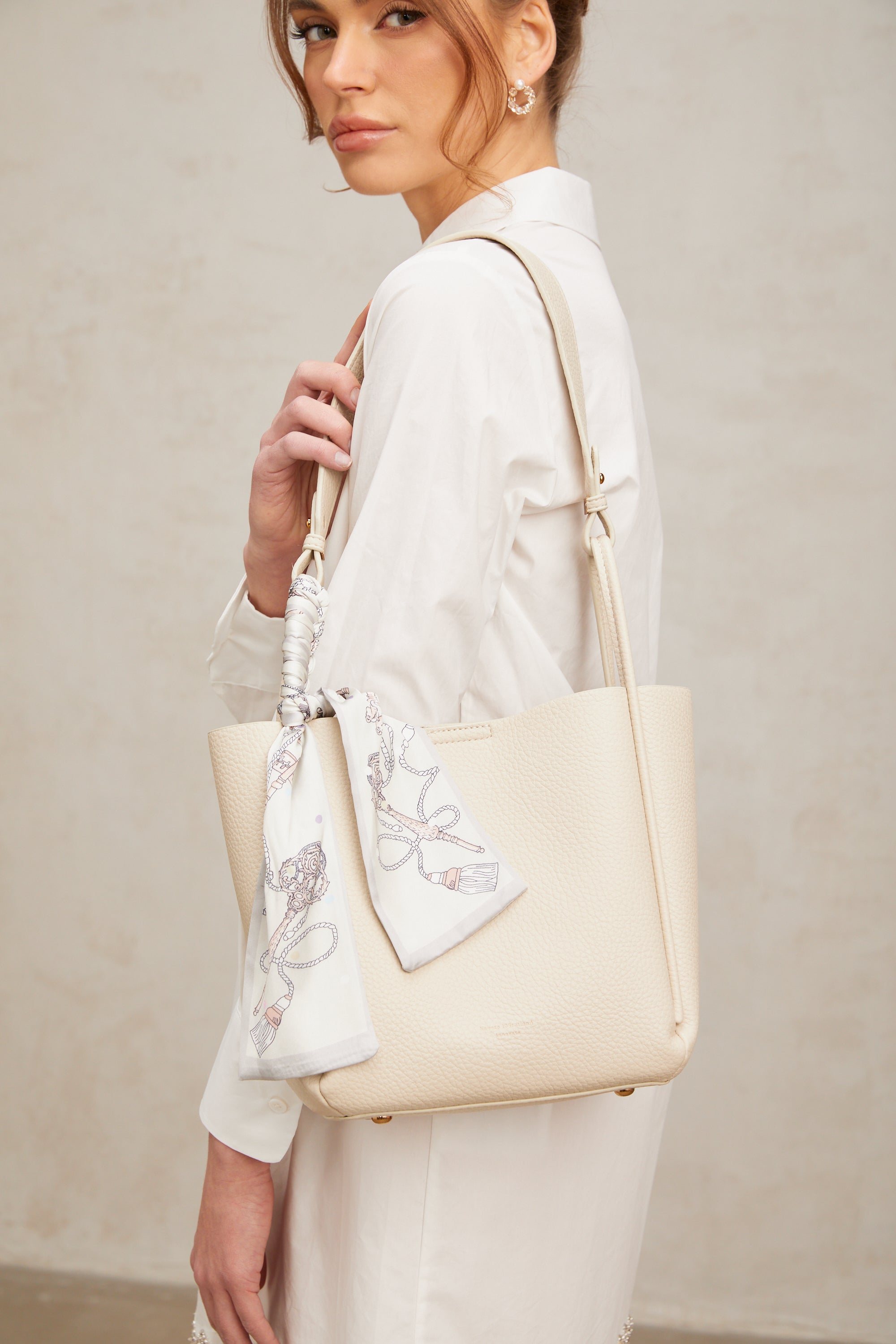 Zahra white scarf-detail tote bag