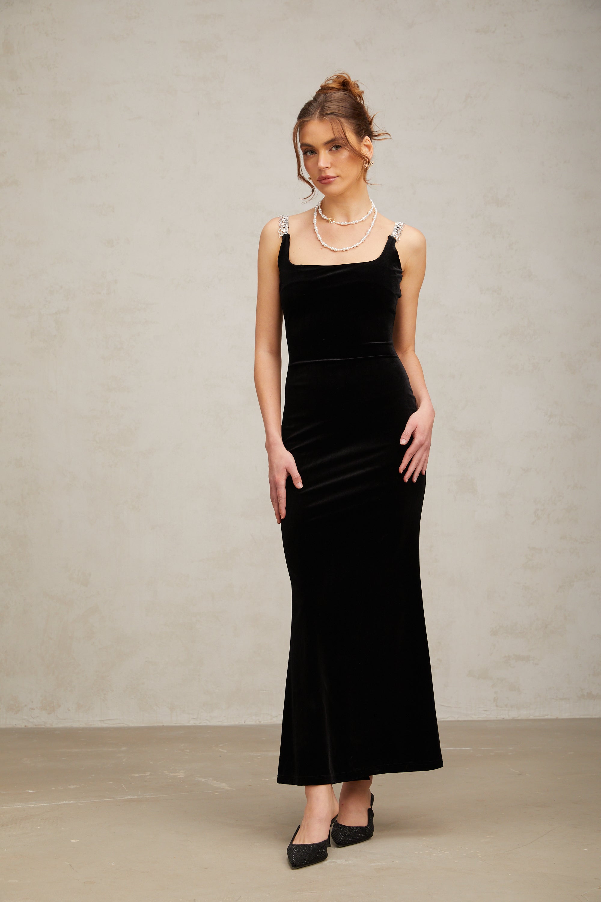 Vérane black fitted velvet maxi dress