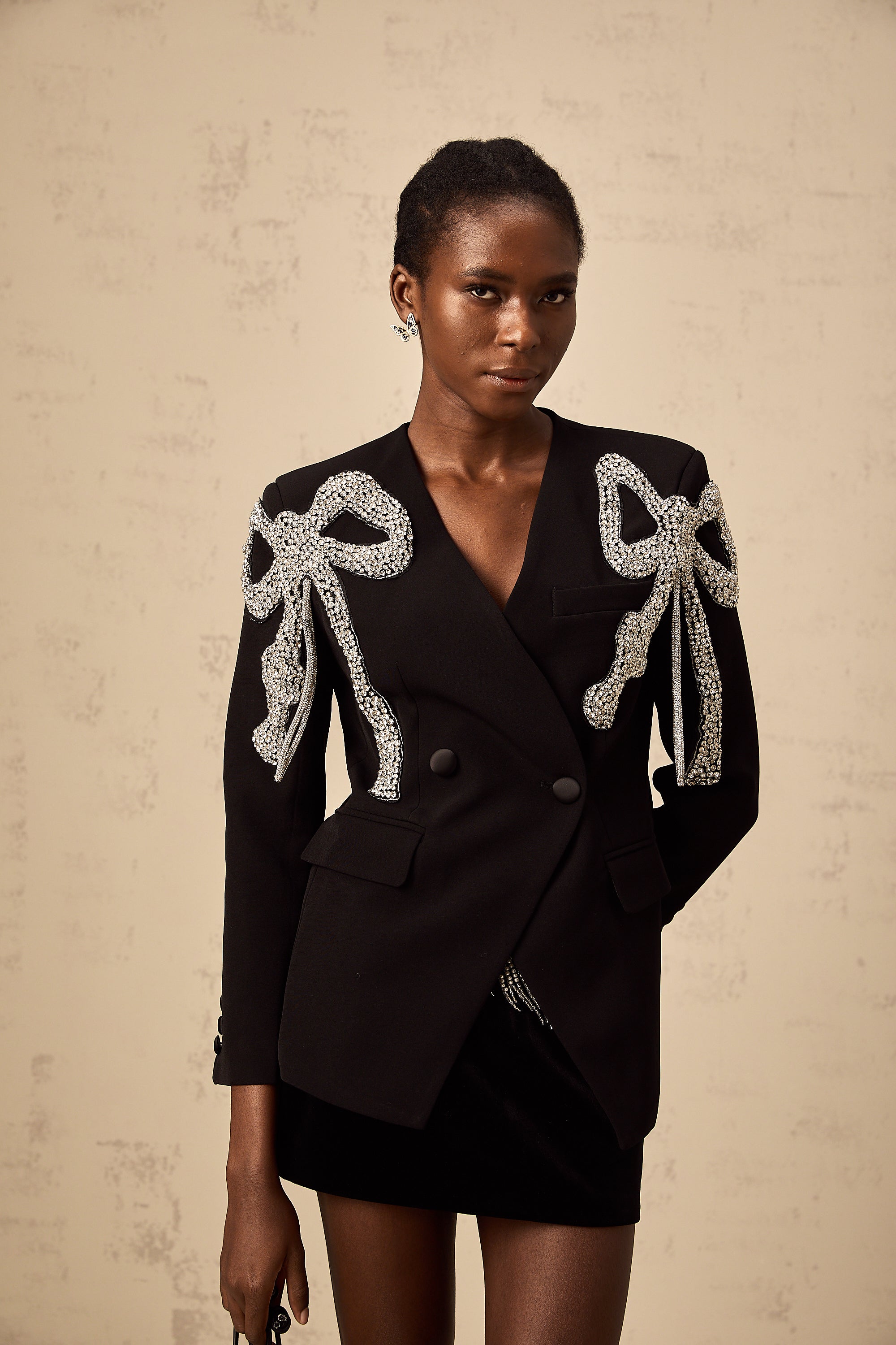 Vanessa black bow-motif embellished blazer