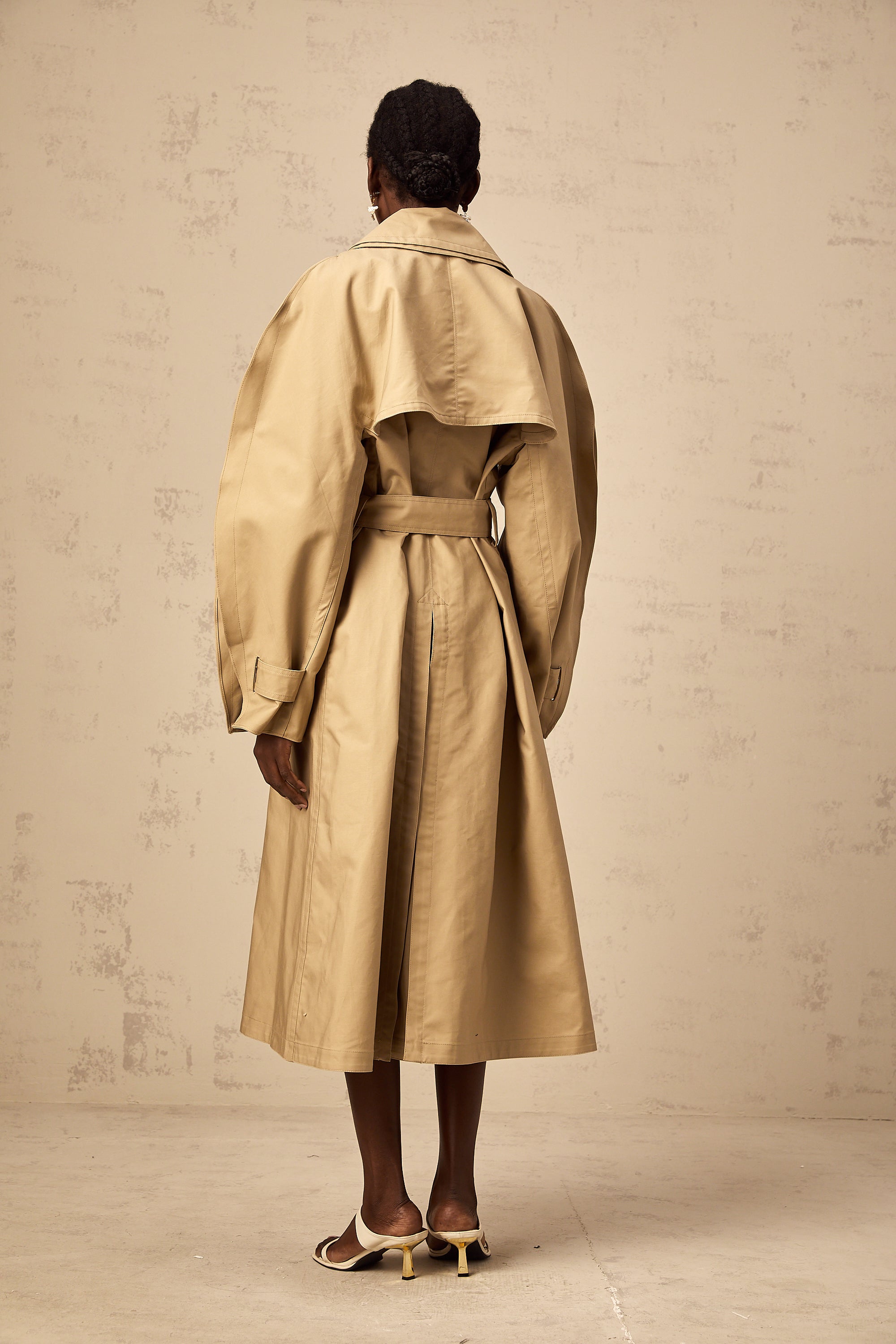 Jaden khaki curved-sleeve trench coat