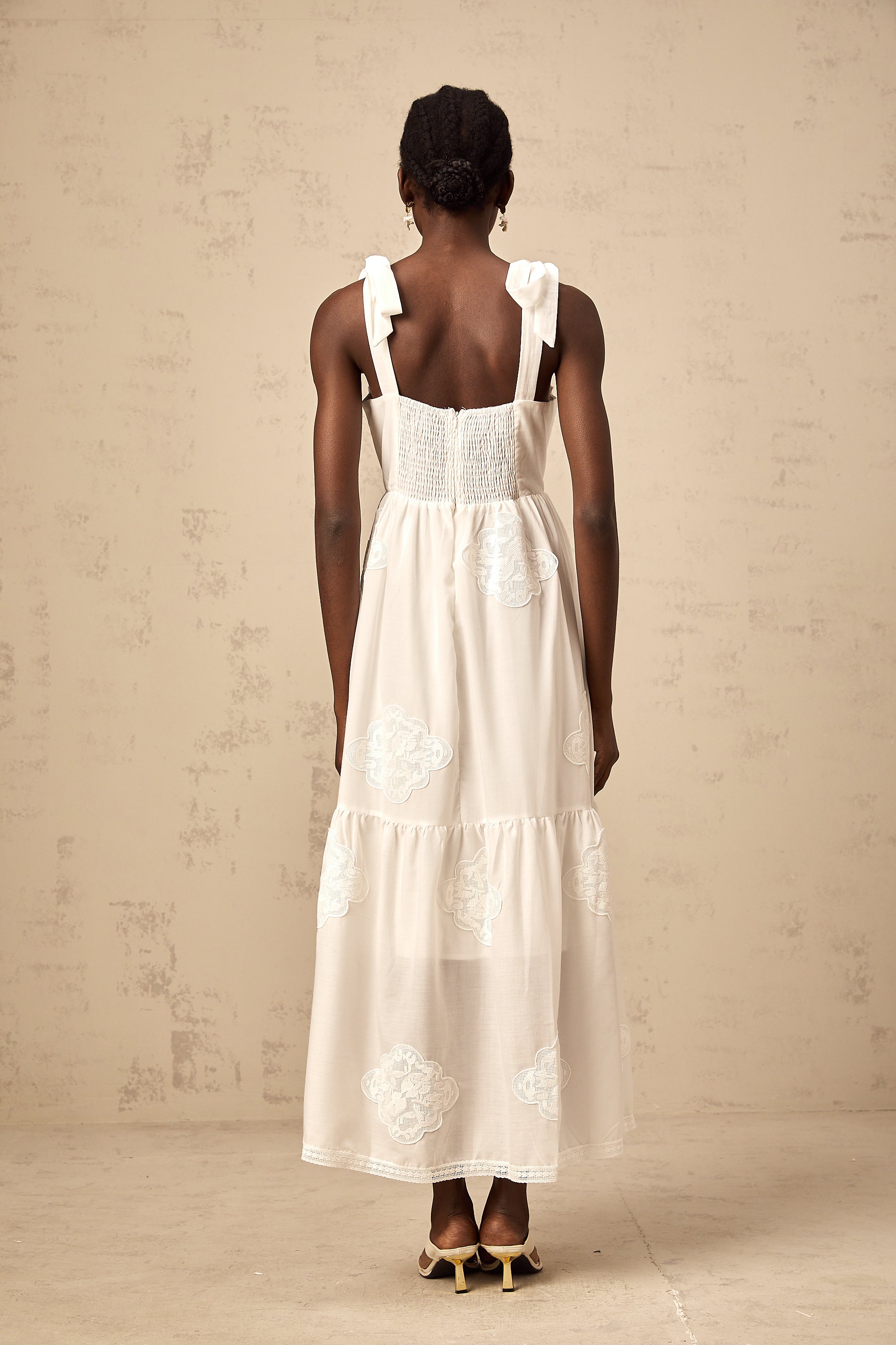 Gaëlle white floral-embroidered tiered midi dress