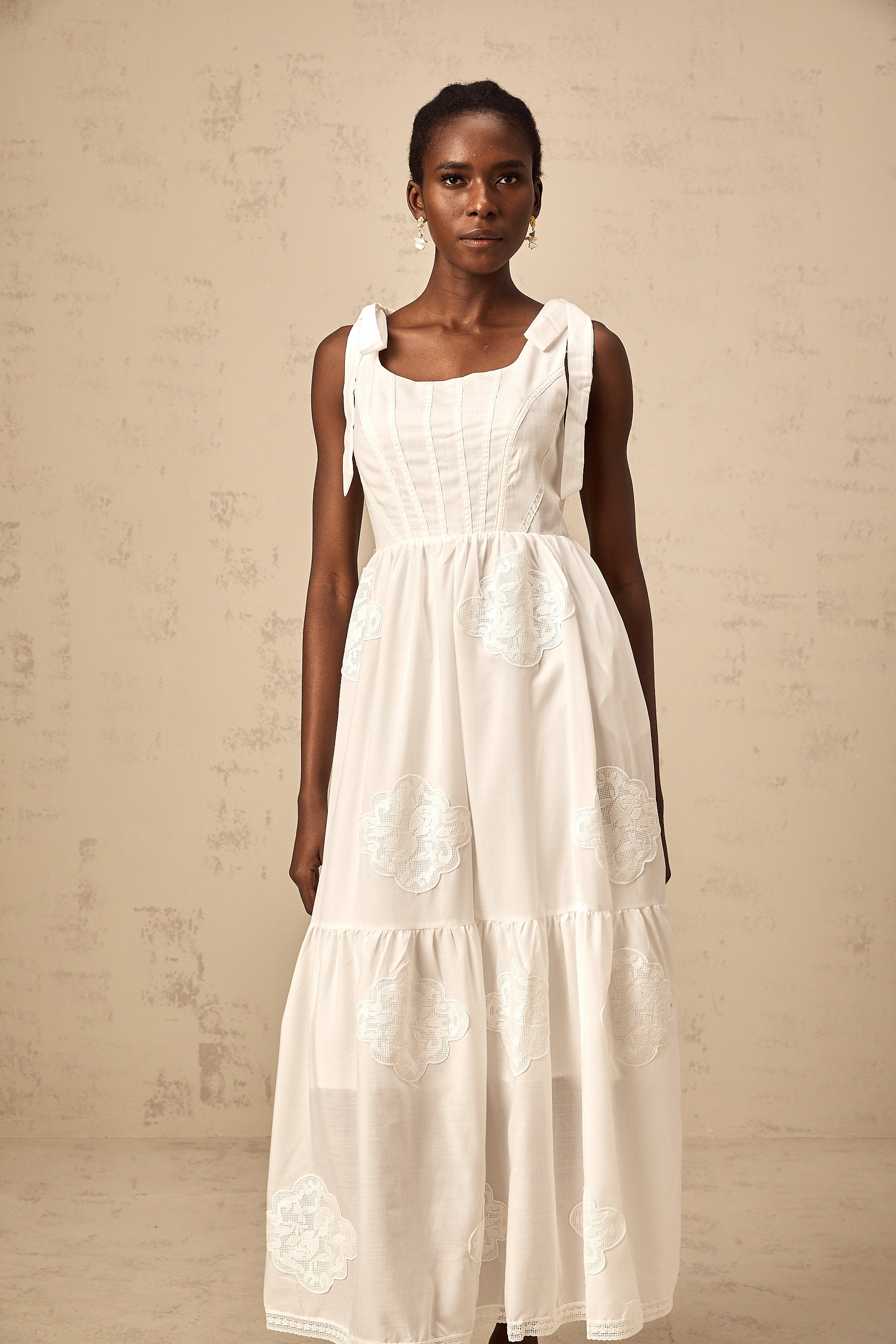 Gaëlle white floral-embroidered tiered midi dress