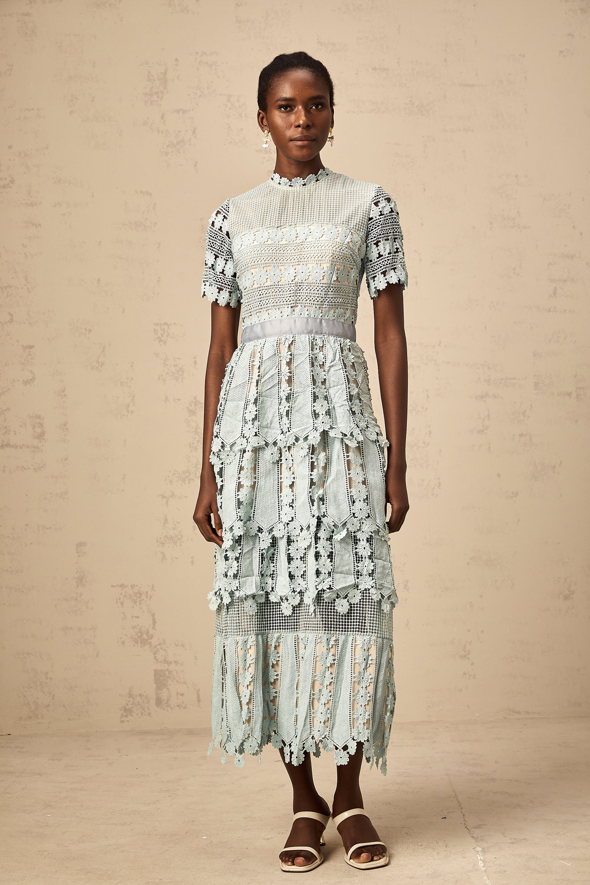 Océane blue floral embroidery midi dress