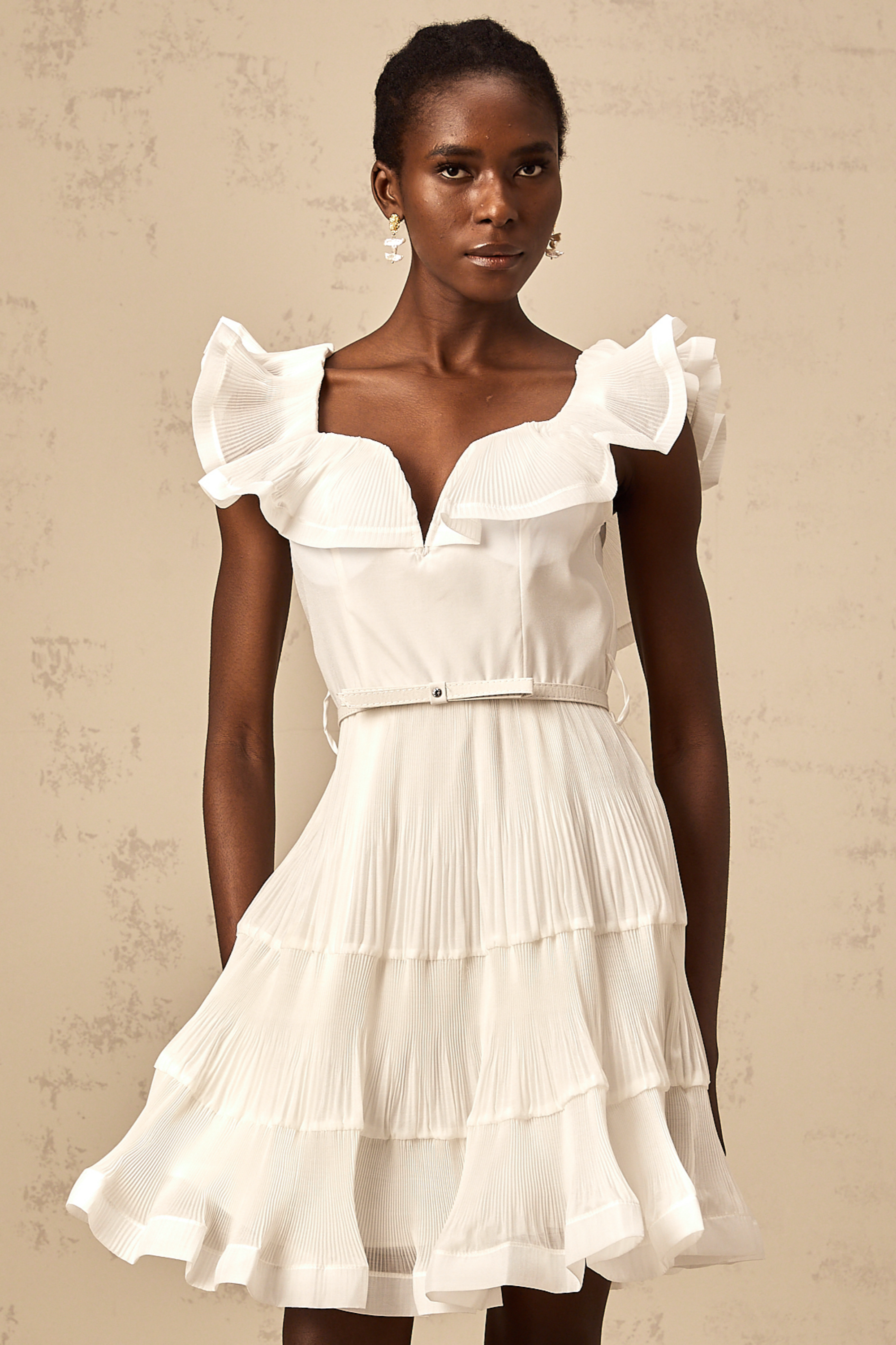 Éliane white frilled neckline pleated mini dress