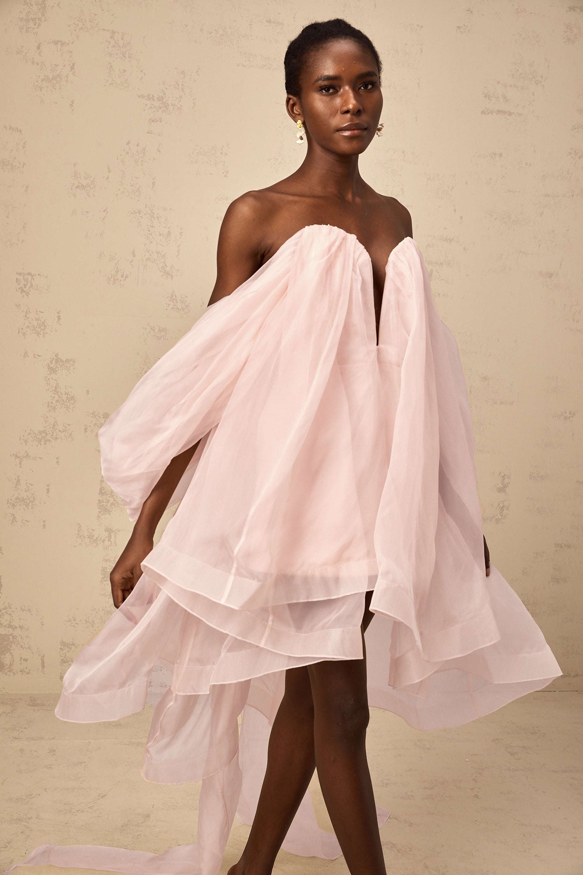 Élodie voluminöses Minikleid mit Schleifendetail 