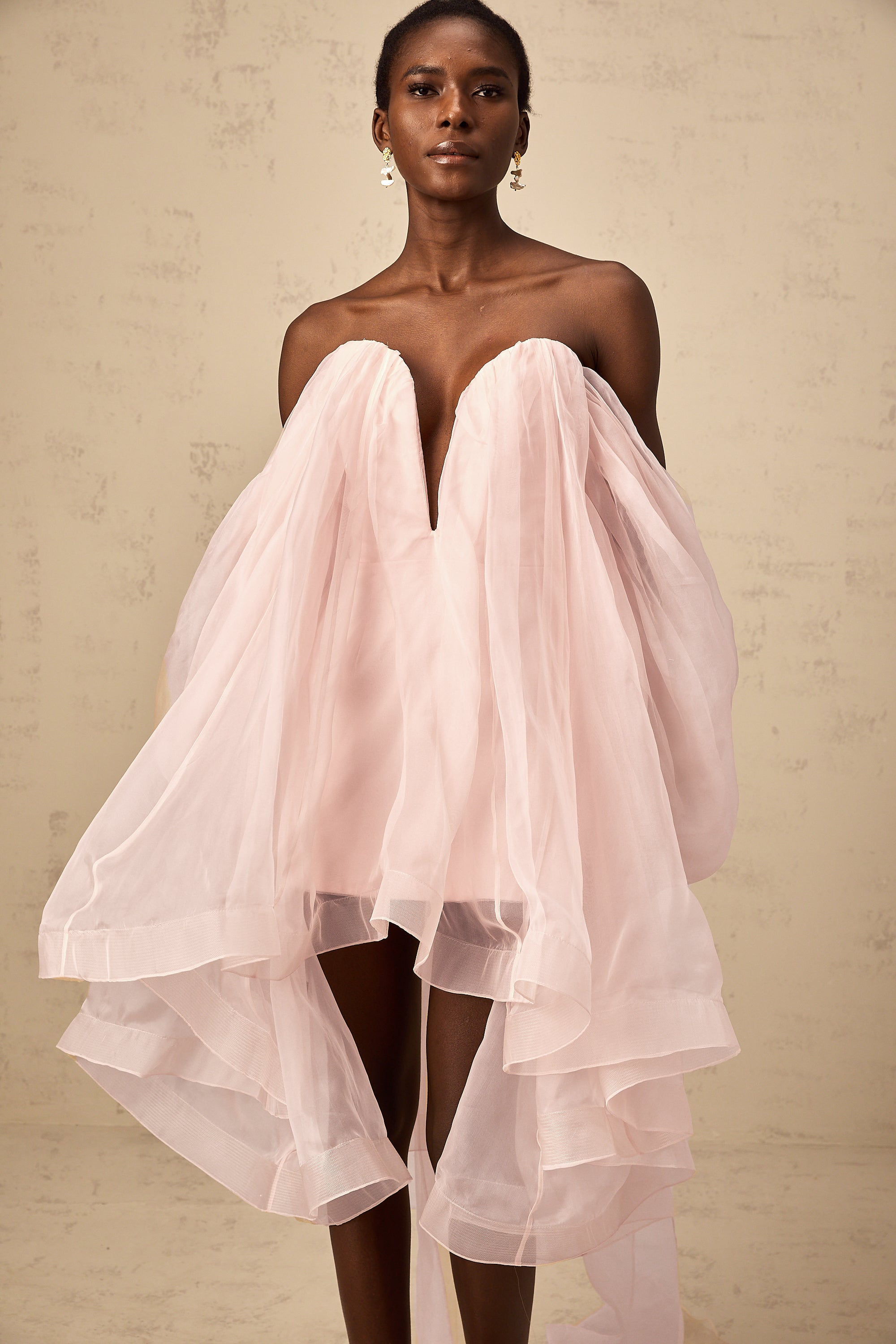 Élodie voluminöses Minikleid mit Schleifendetail 