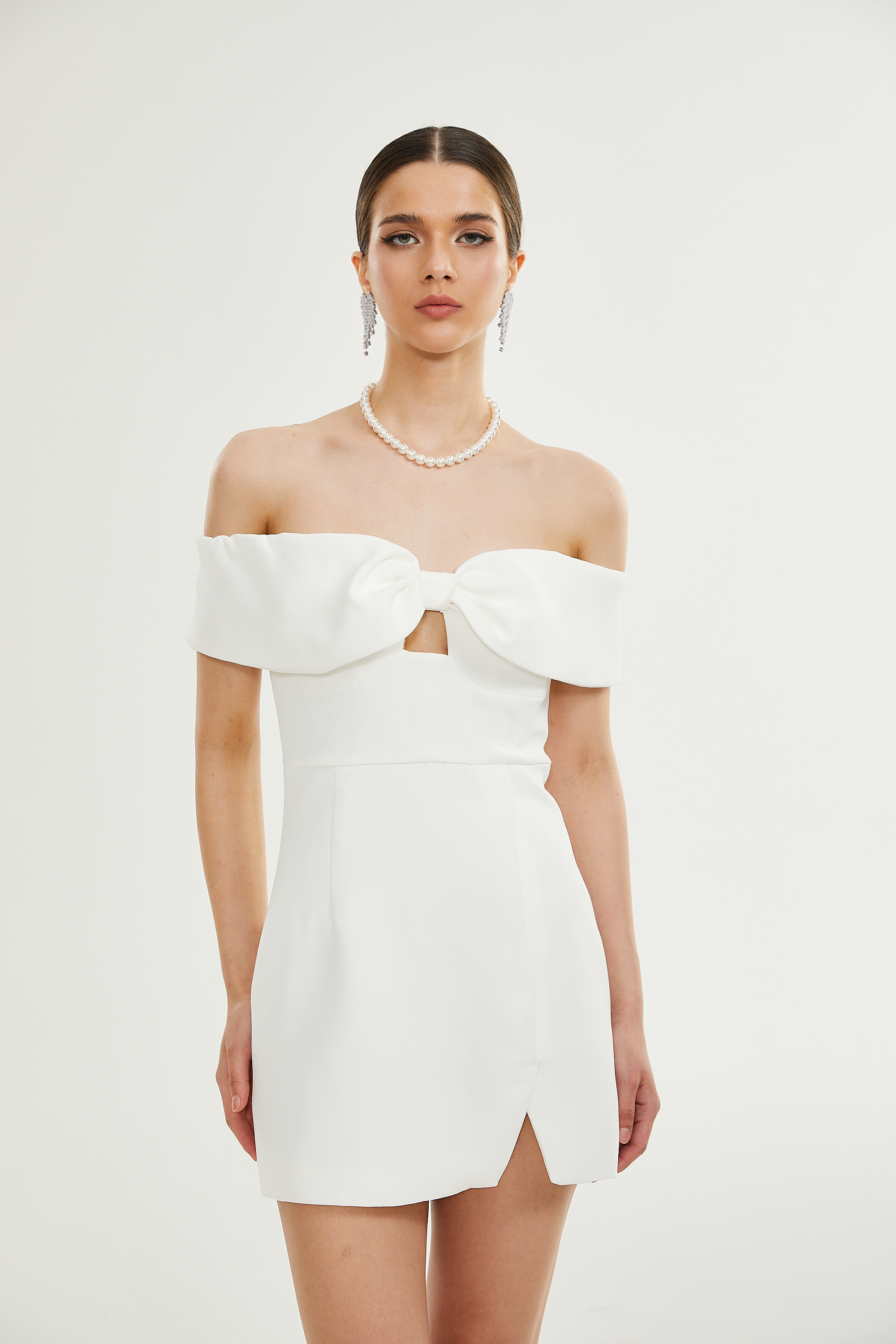 Victoire bow-detail off-shoulder dress