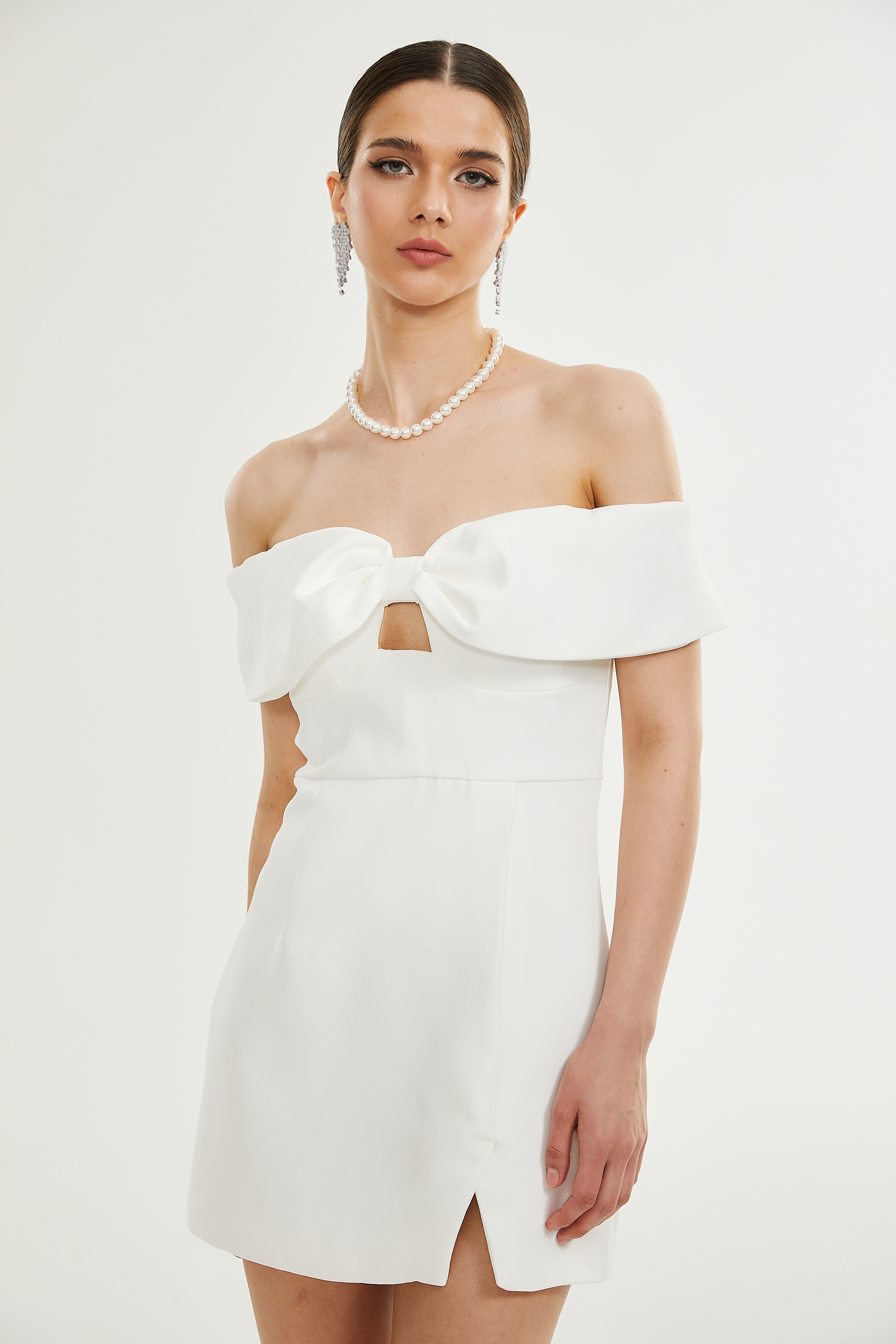 Victoire bow-detail off-shoulder dress