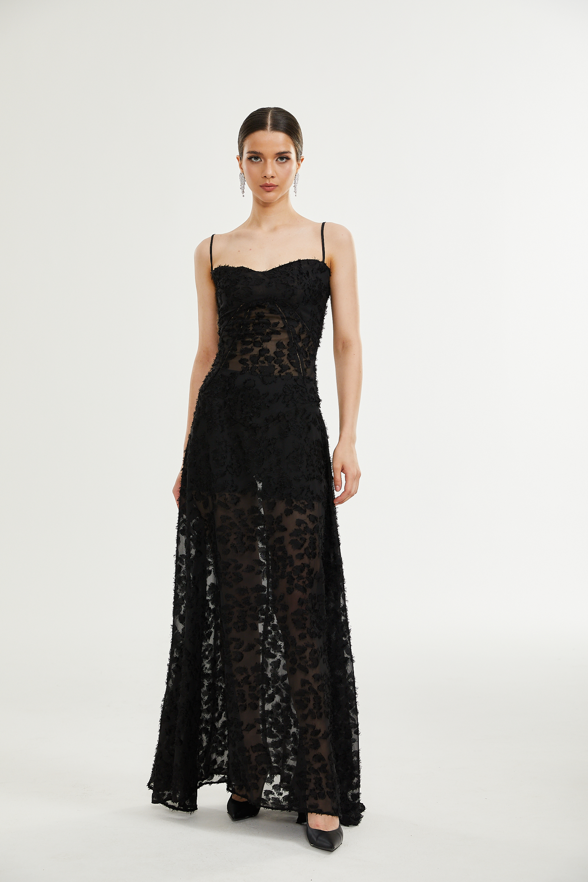 Emmelina floral lace maxi dress